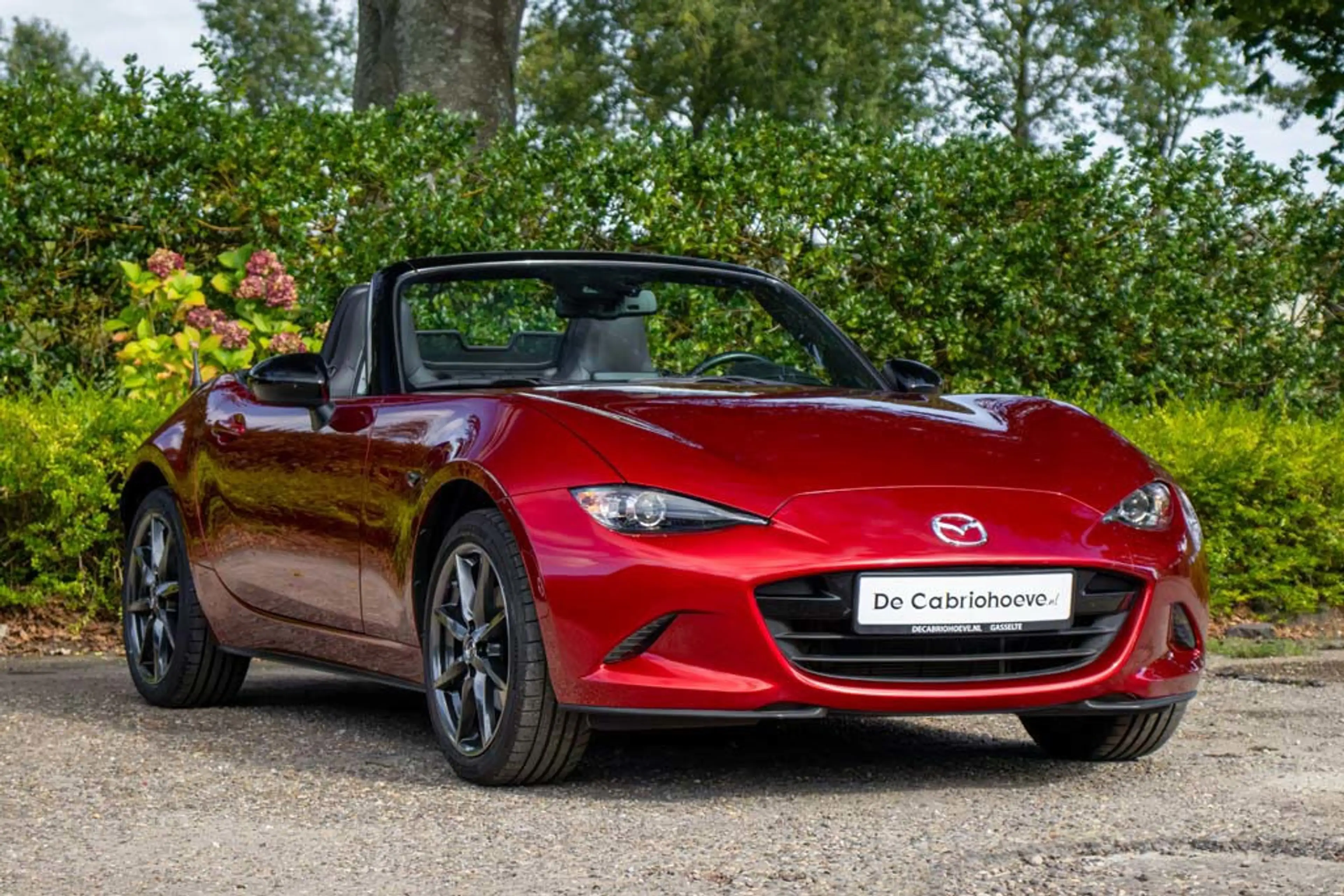 Mazda MX-5 ND 2.0l SkyActiv-G 184 TS+ Soul Red Crystal Metall
