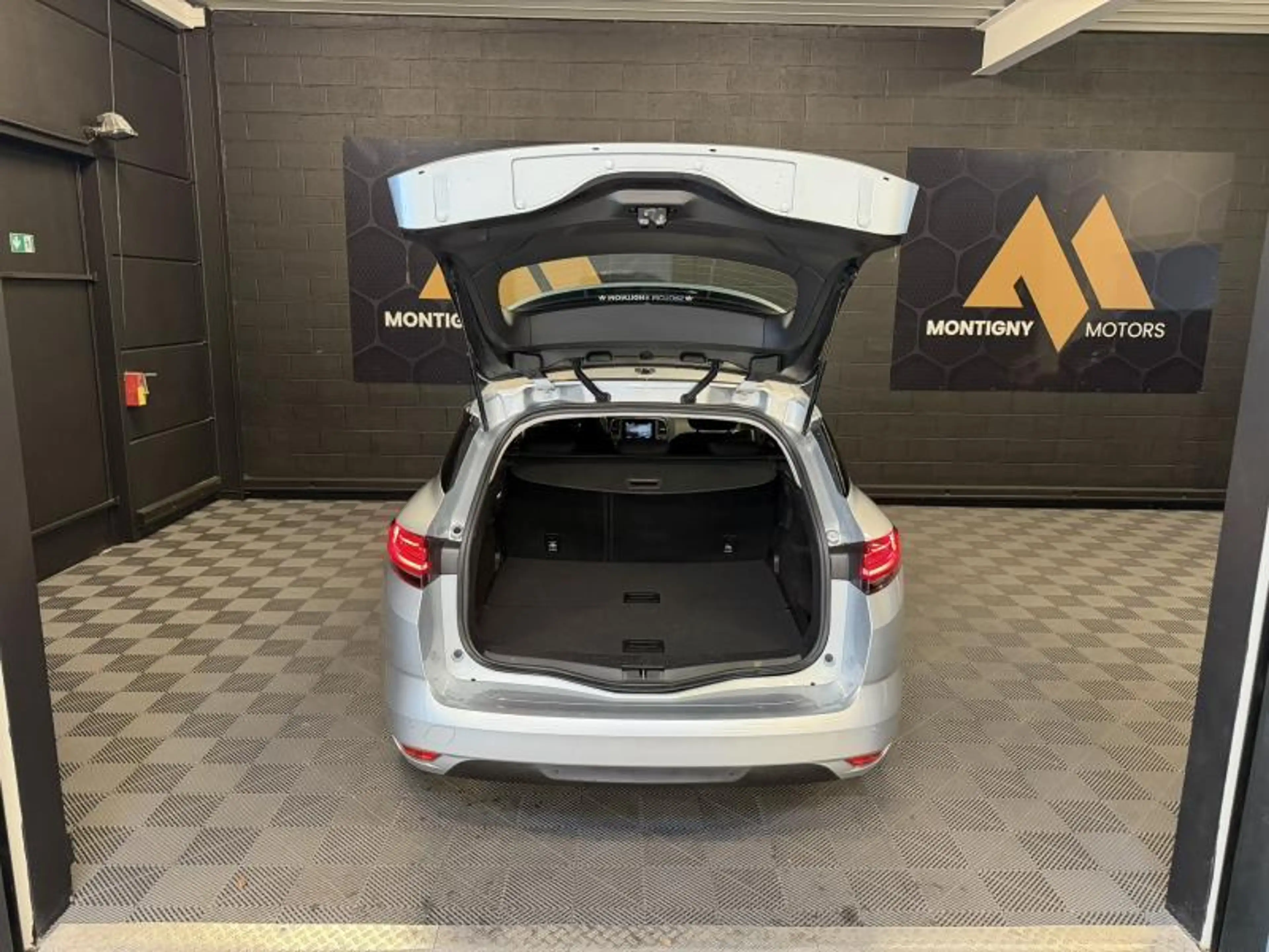 Renault Megane 1.33 140cv *CRUISE*USB*CLIM*LIMIT*CAPTEURS AV/AR* — photo 8