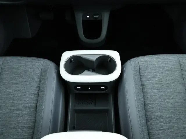 Hyundai Ioniq 5 view 13