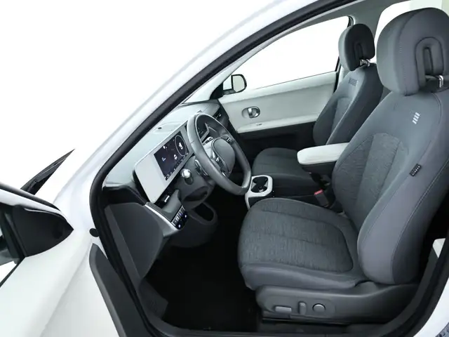 Hyundai Ioniq 5 view 8