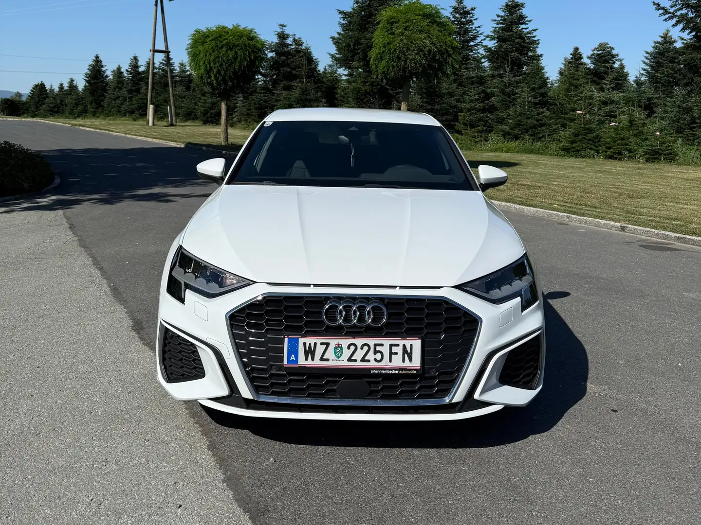 Audi A3 A3 SB 40 TFSI e S-line S-tronic S-line Weiß - 1