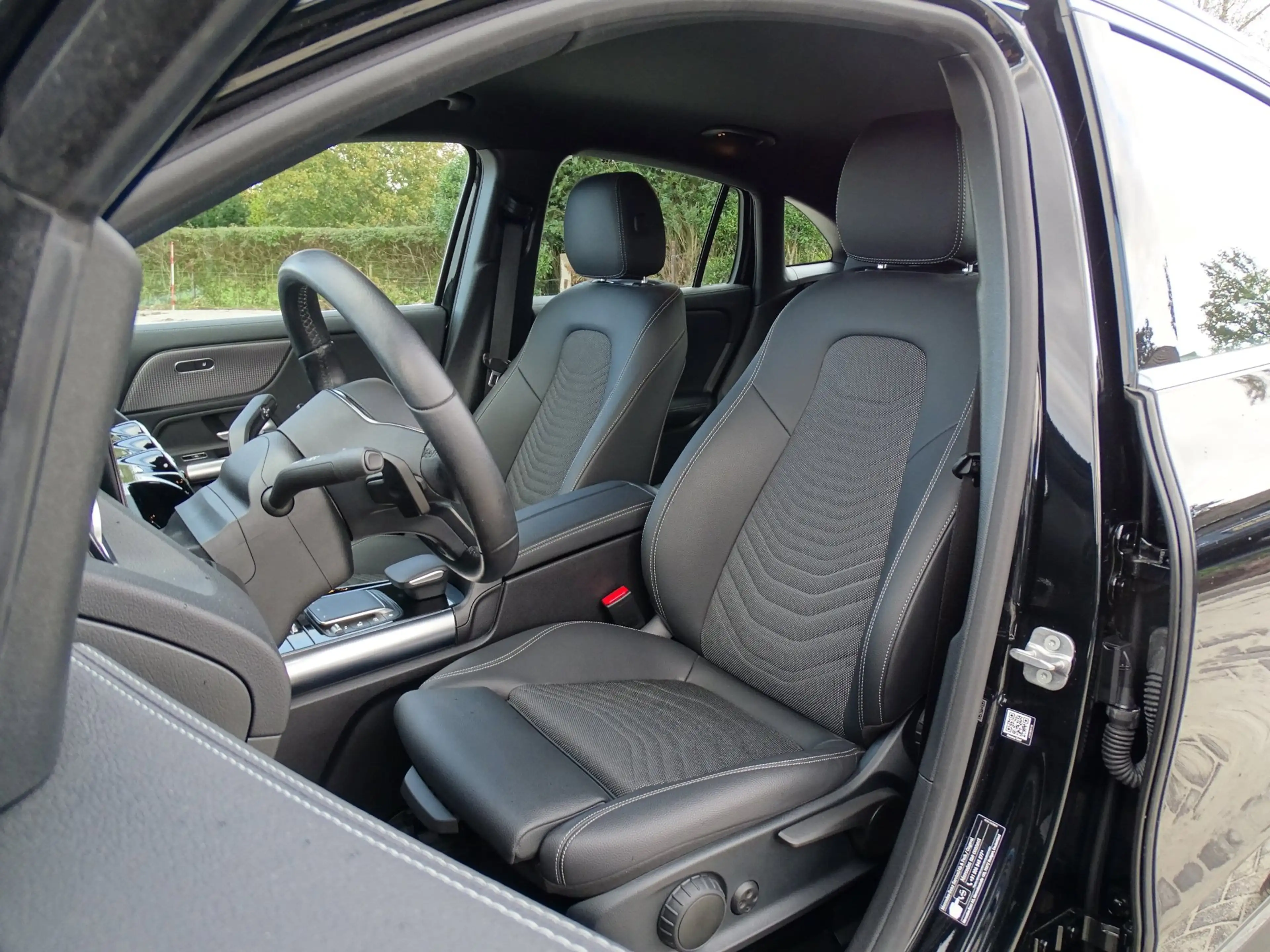 Mercedes-Benz EQA 250 250+ Business Line 71 kWh|TREKHAAK|CAMERA| — photo 3
