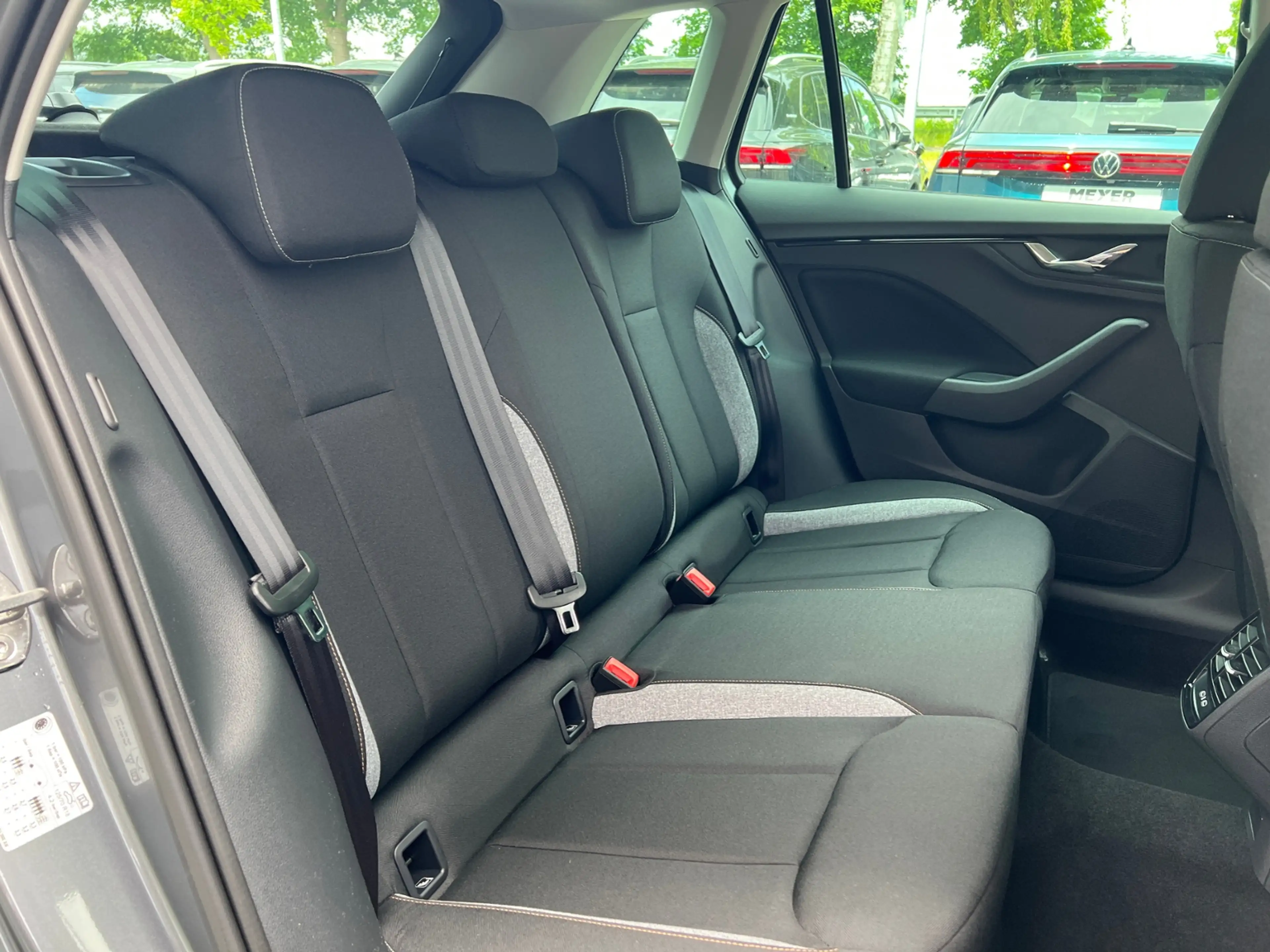 Skoda Kamiq Balance 1.0 TSI DSG *Black Style, AHK, Matrix-LED — photo 10
