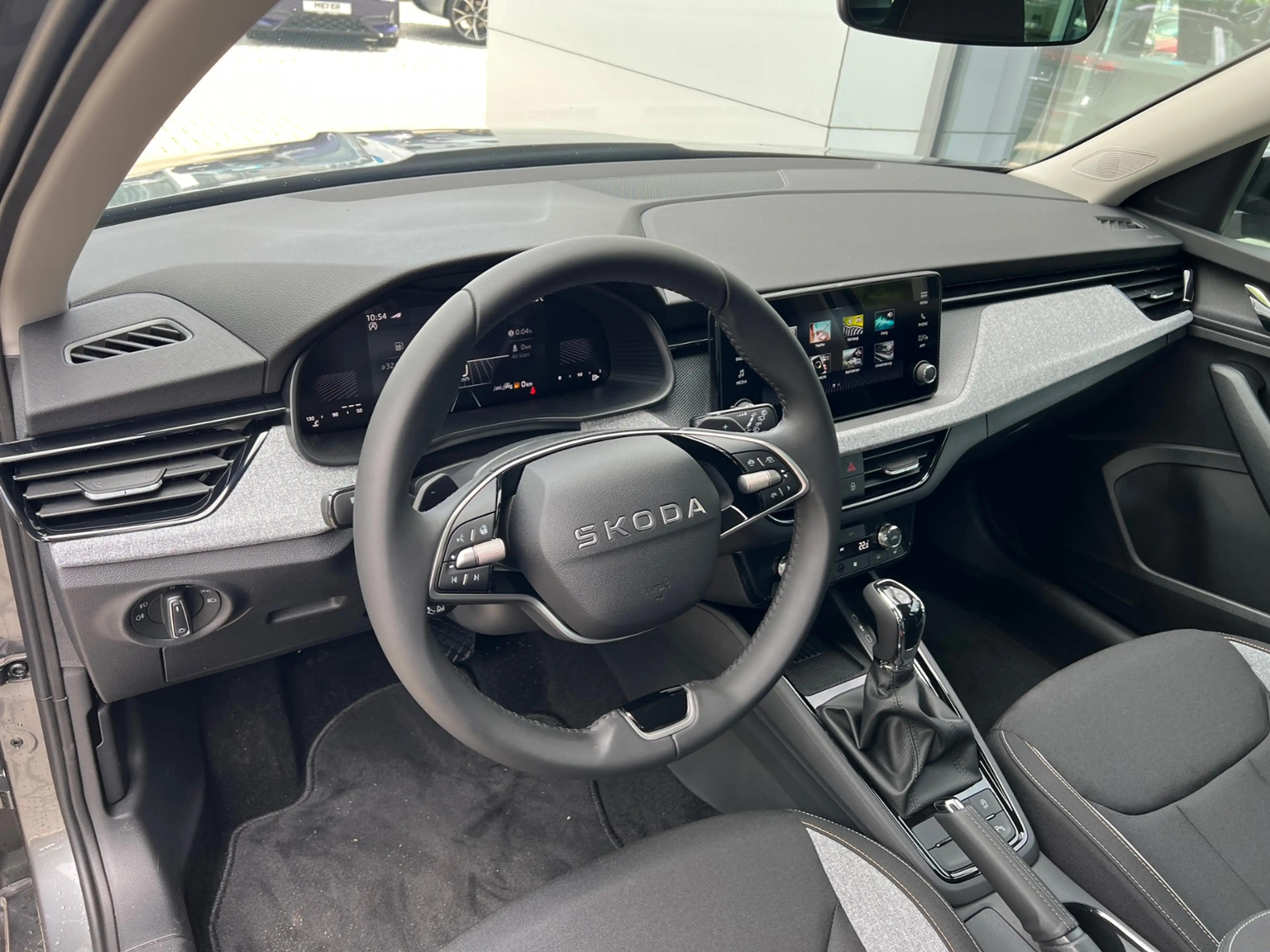 Skoda Kamiq Balance 1.0 TSI DSG *Black Style, AHK, Matrix-LED — photo 8