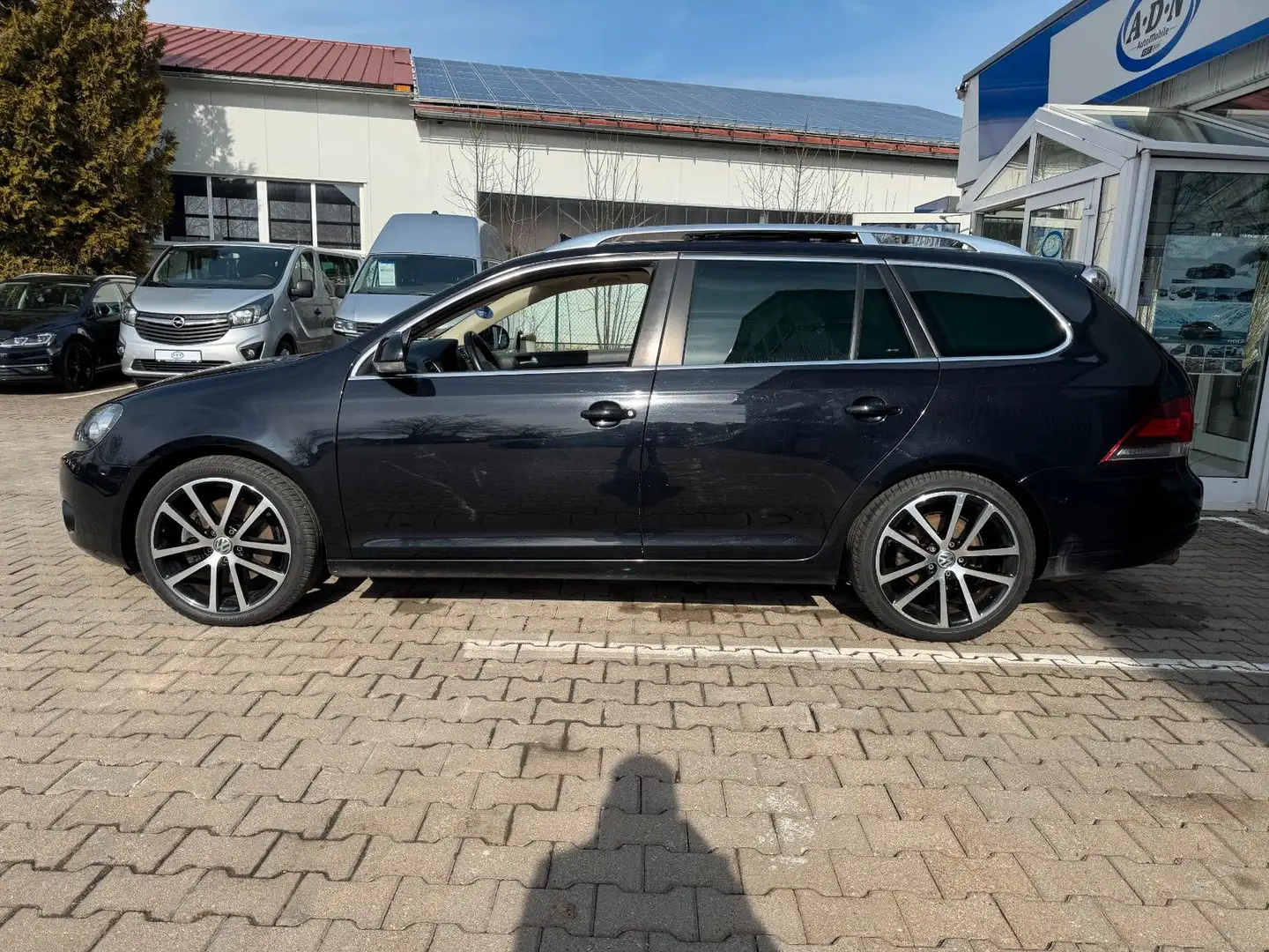 Volkswagen Golf VI Variant 1.4 TSI Highline Pano*AHK*8fach Zwart - 2