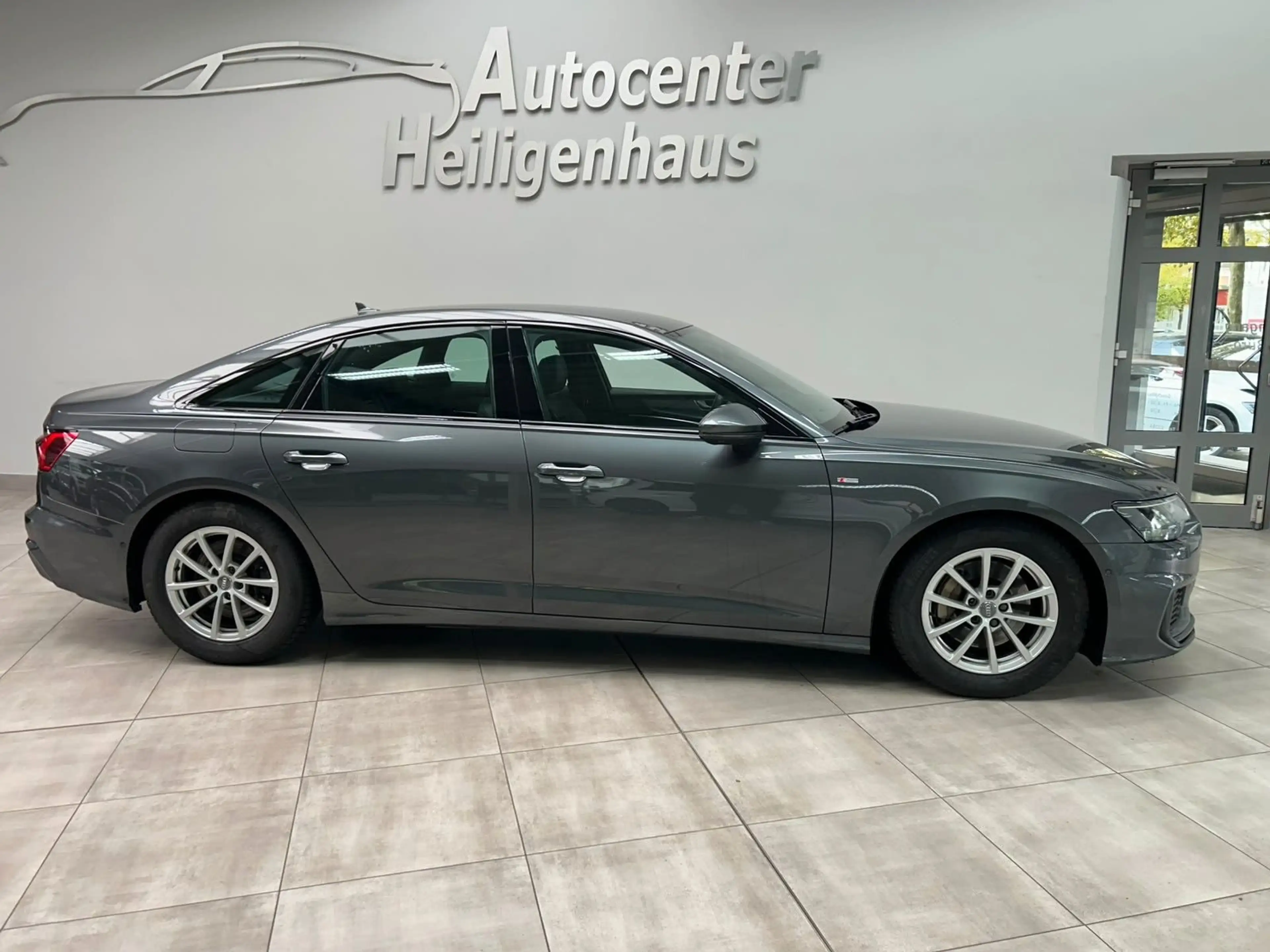 Audi A6 Lim. 45 TDI quattro sport Navi Kamera Head-Up — photo 3