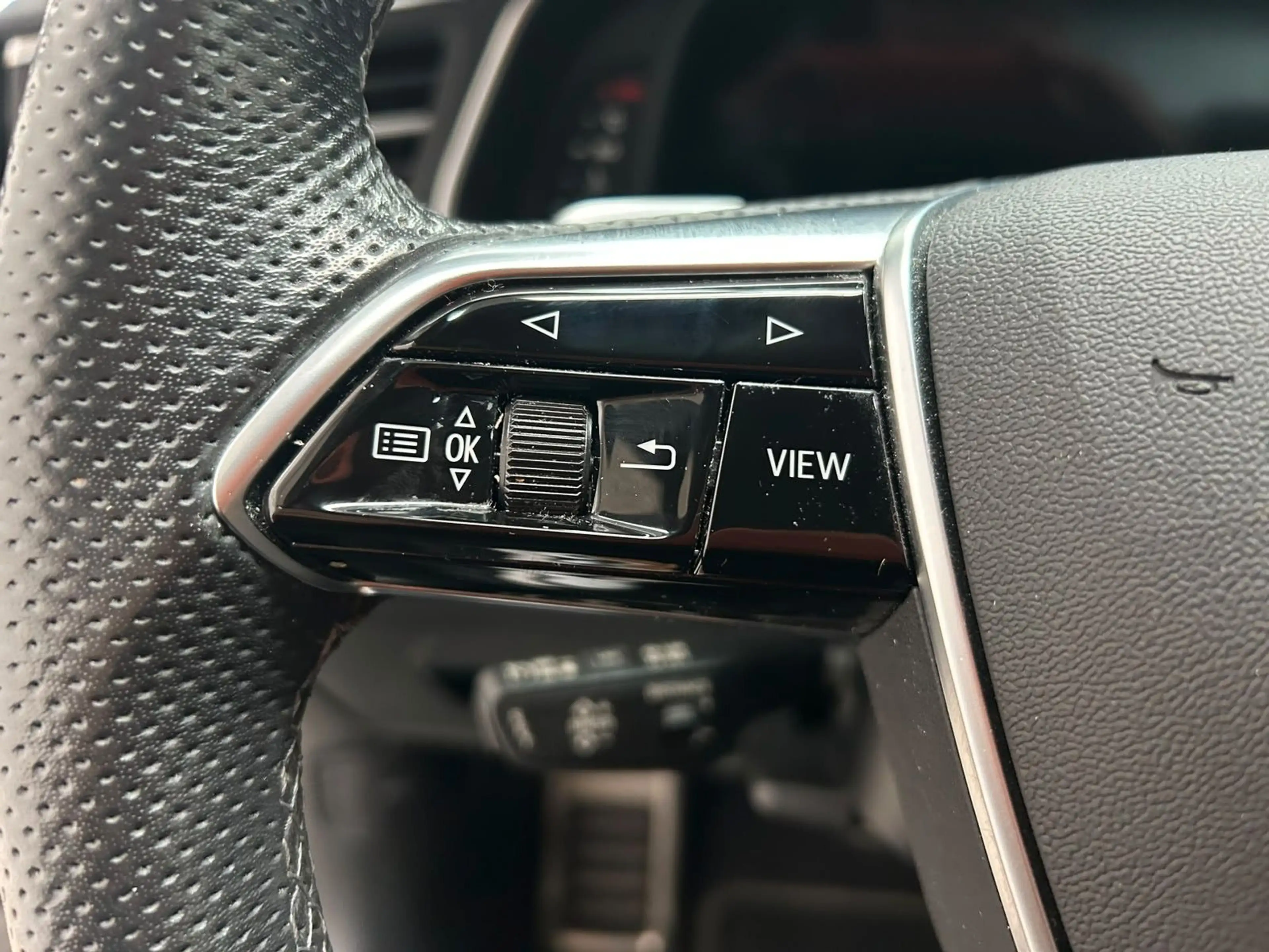Audi A6 Lim. 45 TDI quattro sport Navi Kamera Head-Up — photo 12