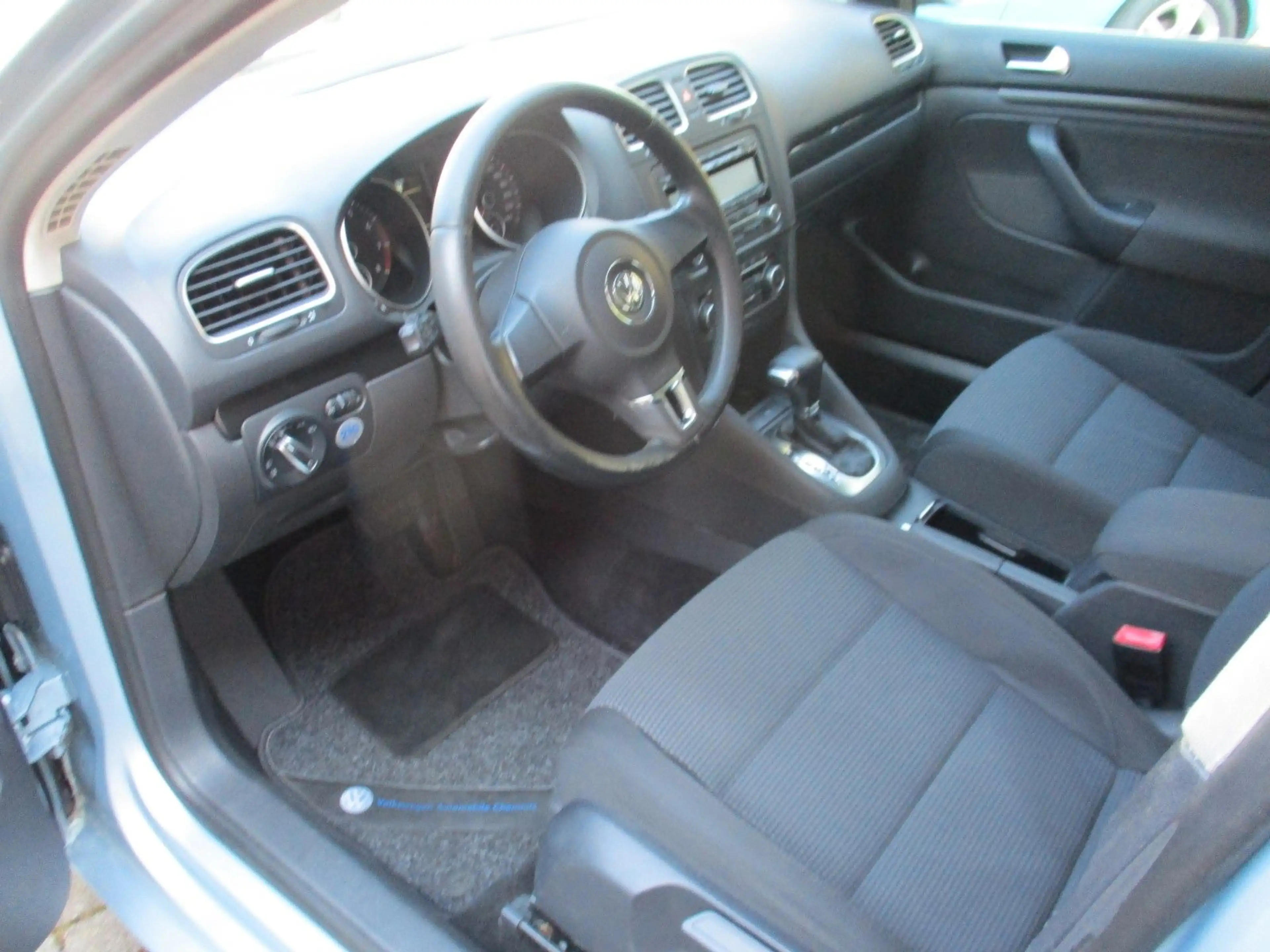 Volkswagen Golf VI Variant Comfortline/ Automatik / TÜV Neu — photo 13