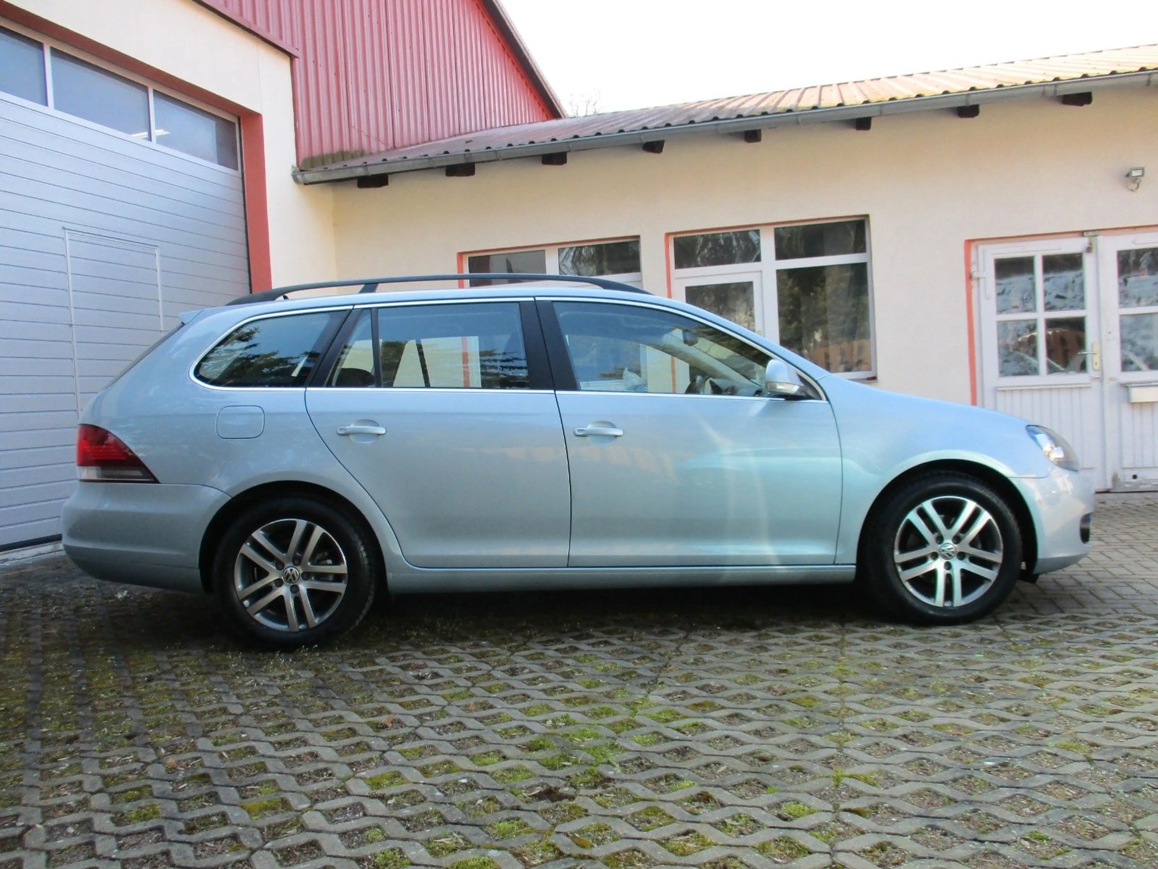Volkswagen Golf VI Variant Comfortline/ Automatik / TÜV Neu — photo 5