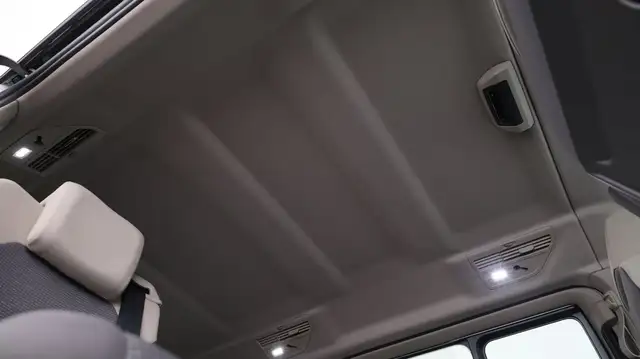 Volkswagen T7 Multivan VW T7 Multivan Business ÜH eHybrid 180 kW 4M Ansicht 22