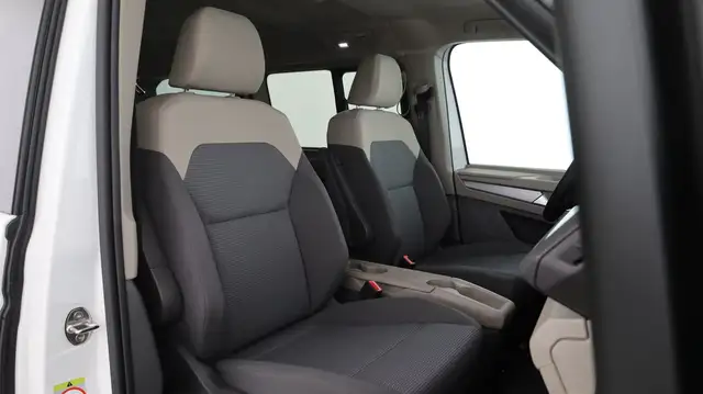 Volkswagen T7 Multivan VW T7 Multivan Business ÜH eHybrid 180 kW 4M Ansicht 17