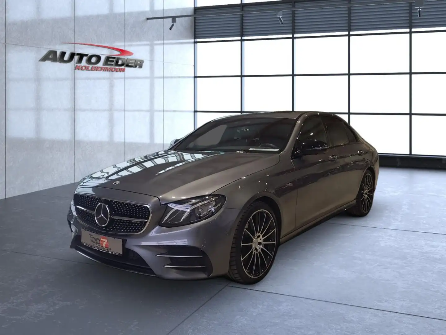 Mercedes-Benz E 53 AMG 4Matic+ Sportpaket Bluetooth LED Grau - 2