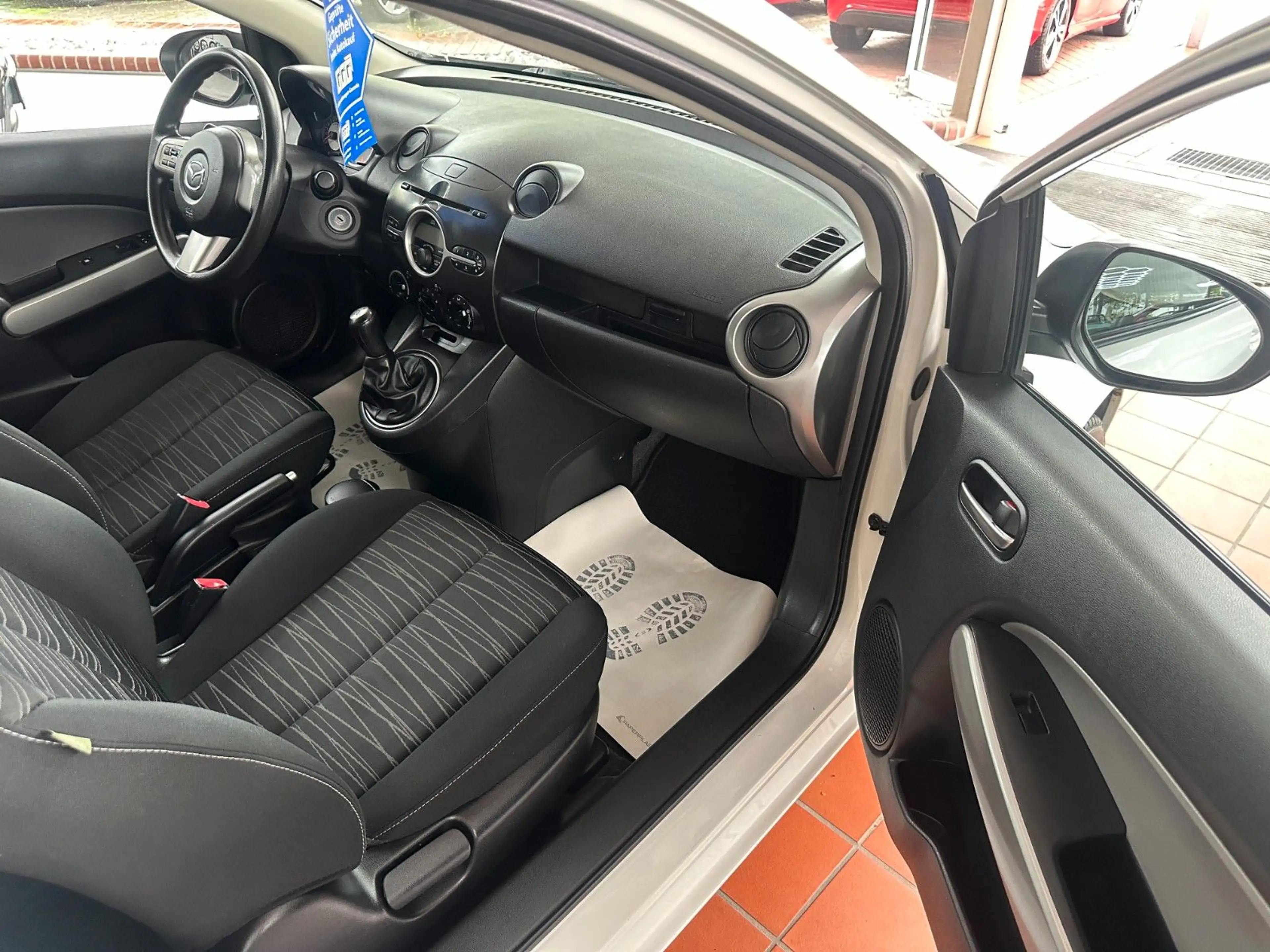 Mazda 2 Independence Sport * 2.HAND /ALLWETTER.* — photo 8