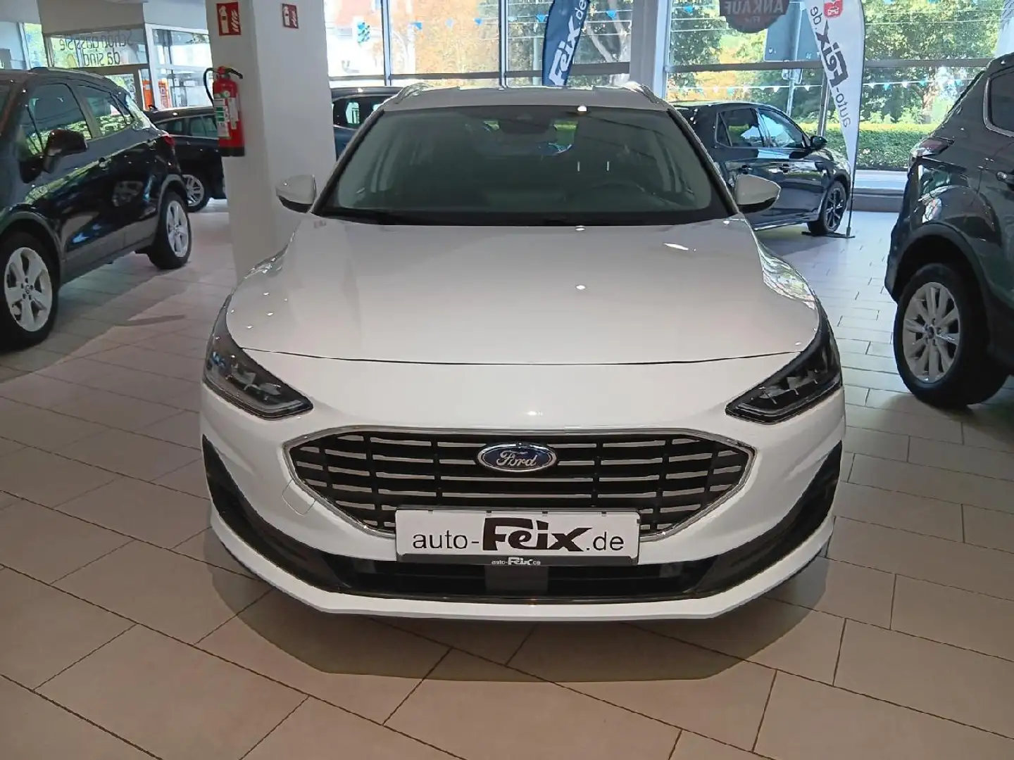 Ford Focus Focus Turnier Titanium Blanc - 1