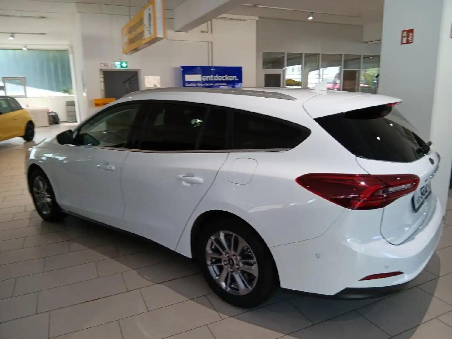 Ford Focus Focus Turnier Titanium Blanc - 2
