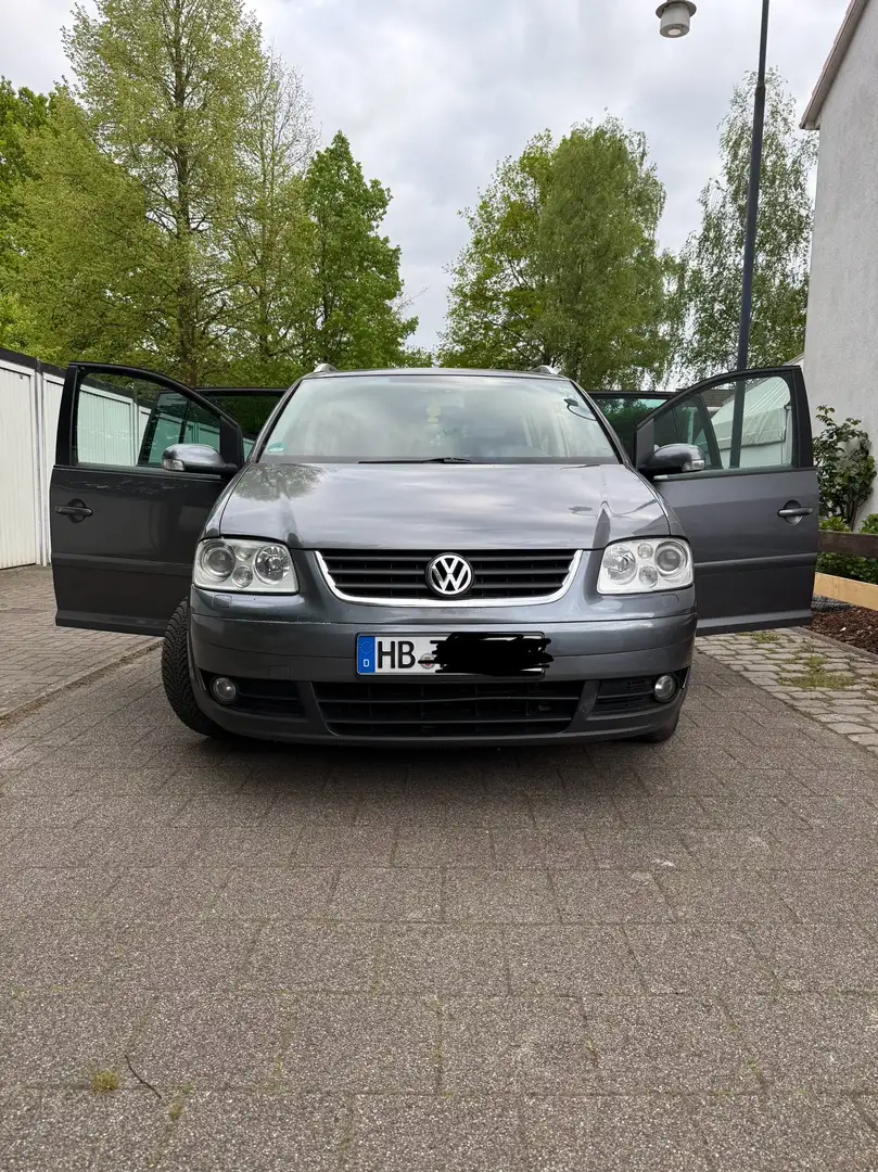 Volkswagen Touran Highline Gri - 1