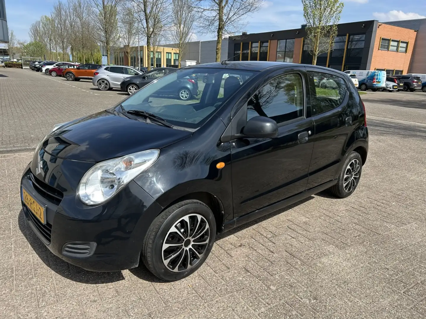 Suzuki Alto 1.0 Comfort Plus AIRCO ELEKT-PKKT NAP! Zwart - 1