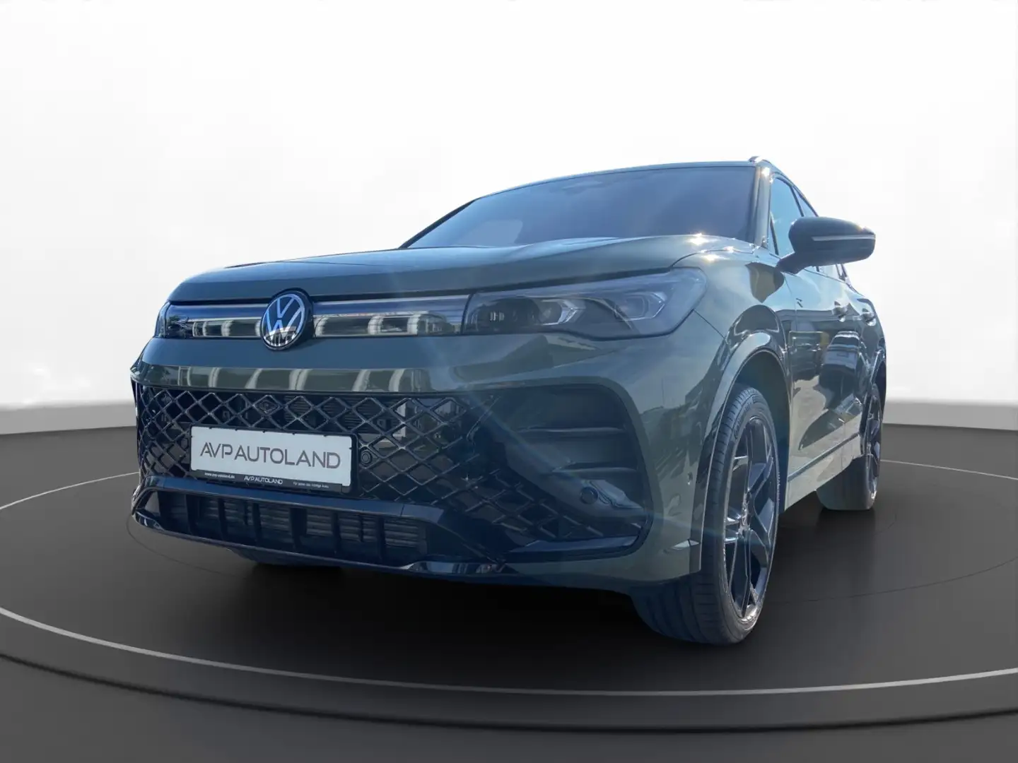 Volkswagen Tiguan 2.0 TDI DSG 4MOTION R-Line | MATRIX | Grün - 2