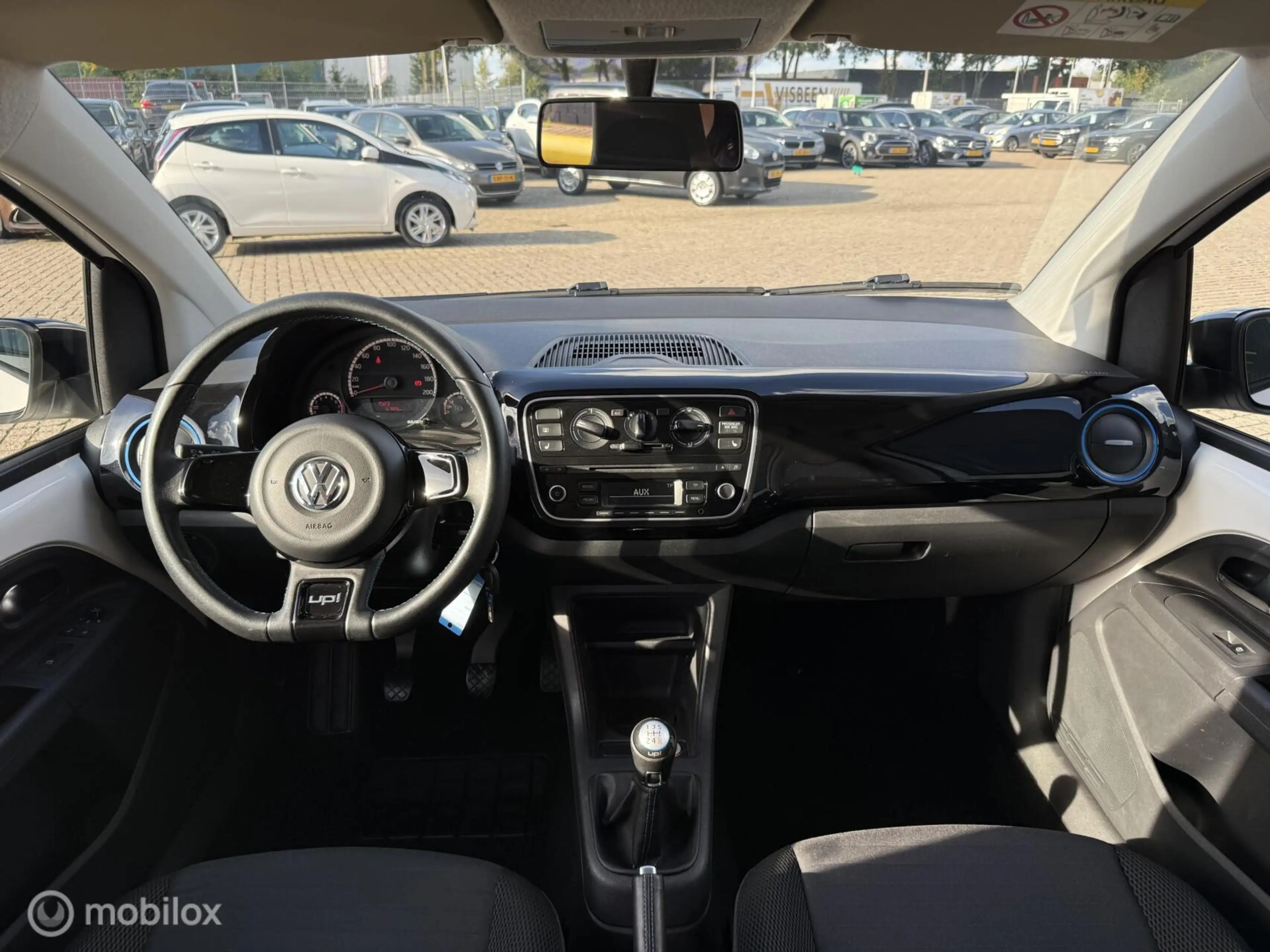 Volkswagen up! 1.0 high up! CUP BlueMotion — photo 2