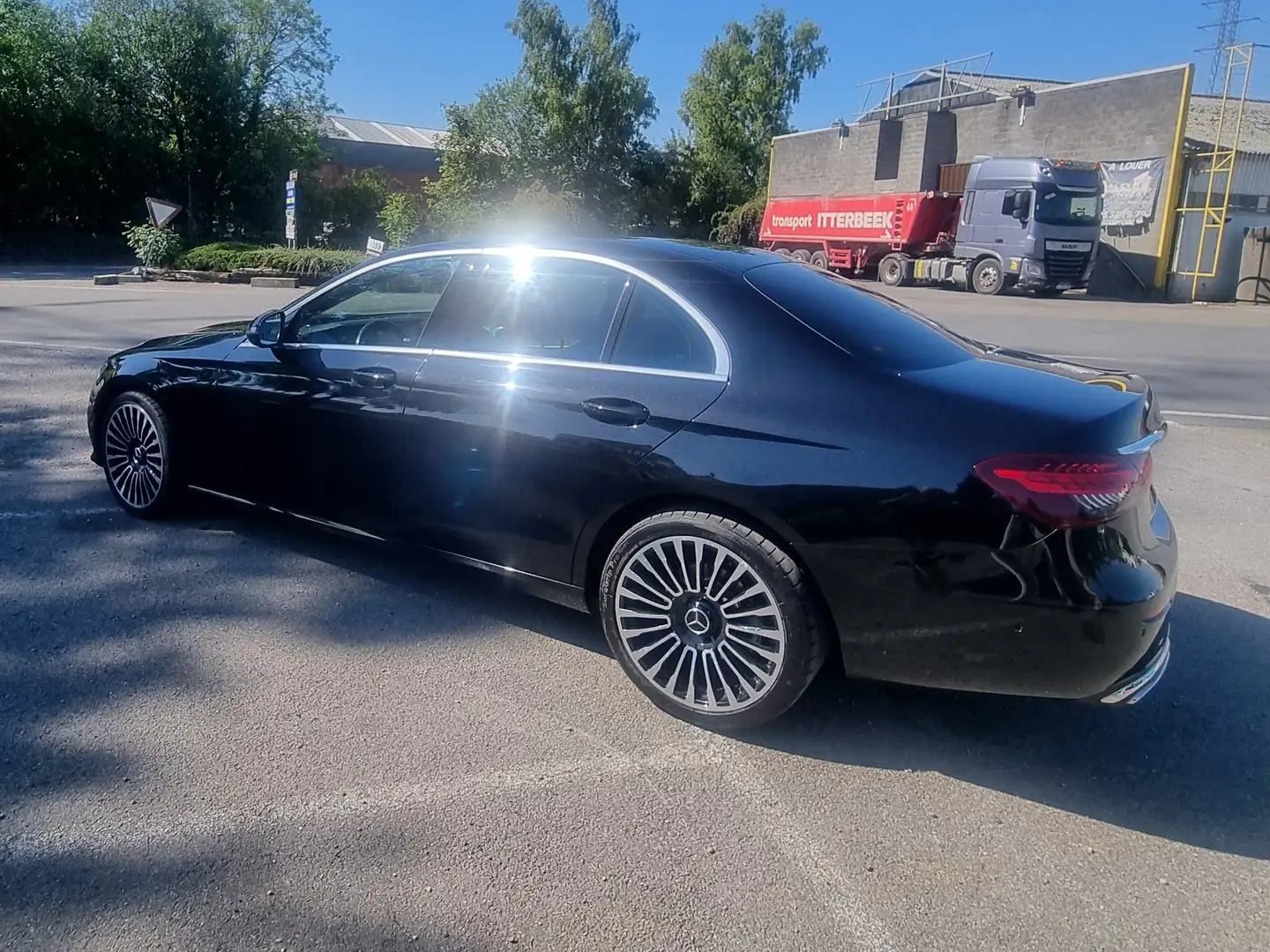 Mercedes-Benz E 200 E 200 d Black - 1