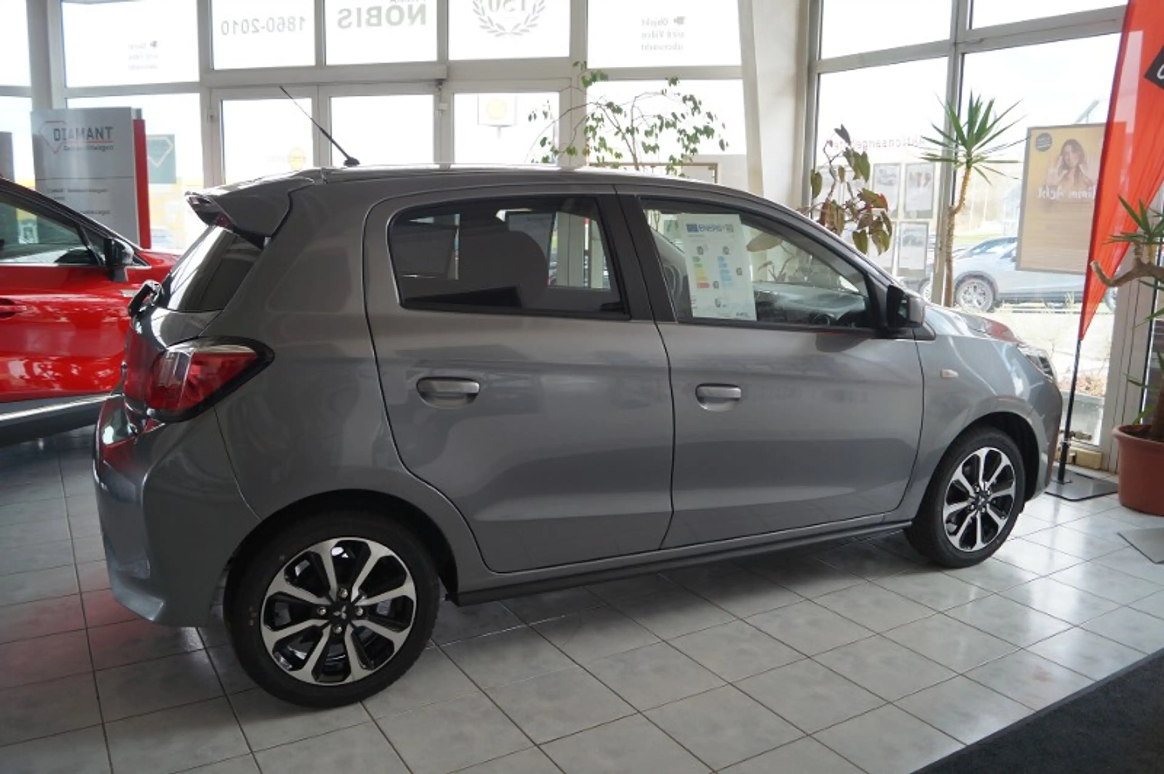 Mitsubishi Space Star Select+ 1.2 MIVEC ClearTec CVT — photo 2