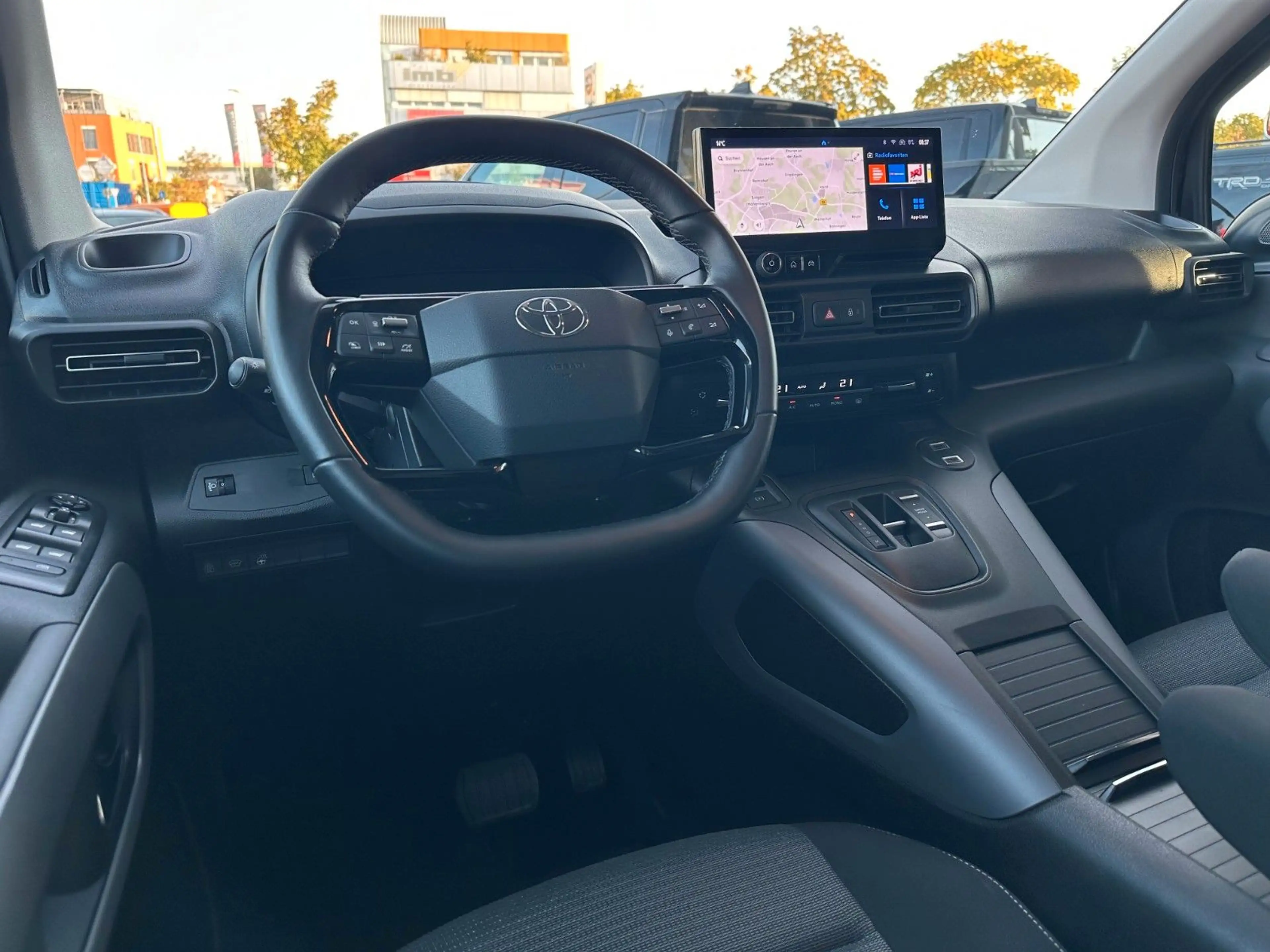 Toyota Proace City Verso L1 Lounge, NAVI, PANO, LED — photo 9