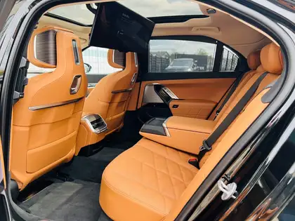 Annonce voiture d'occasion BMW i7 - CARADIZE