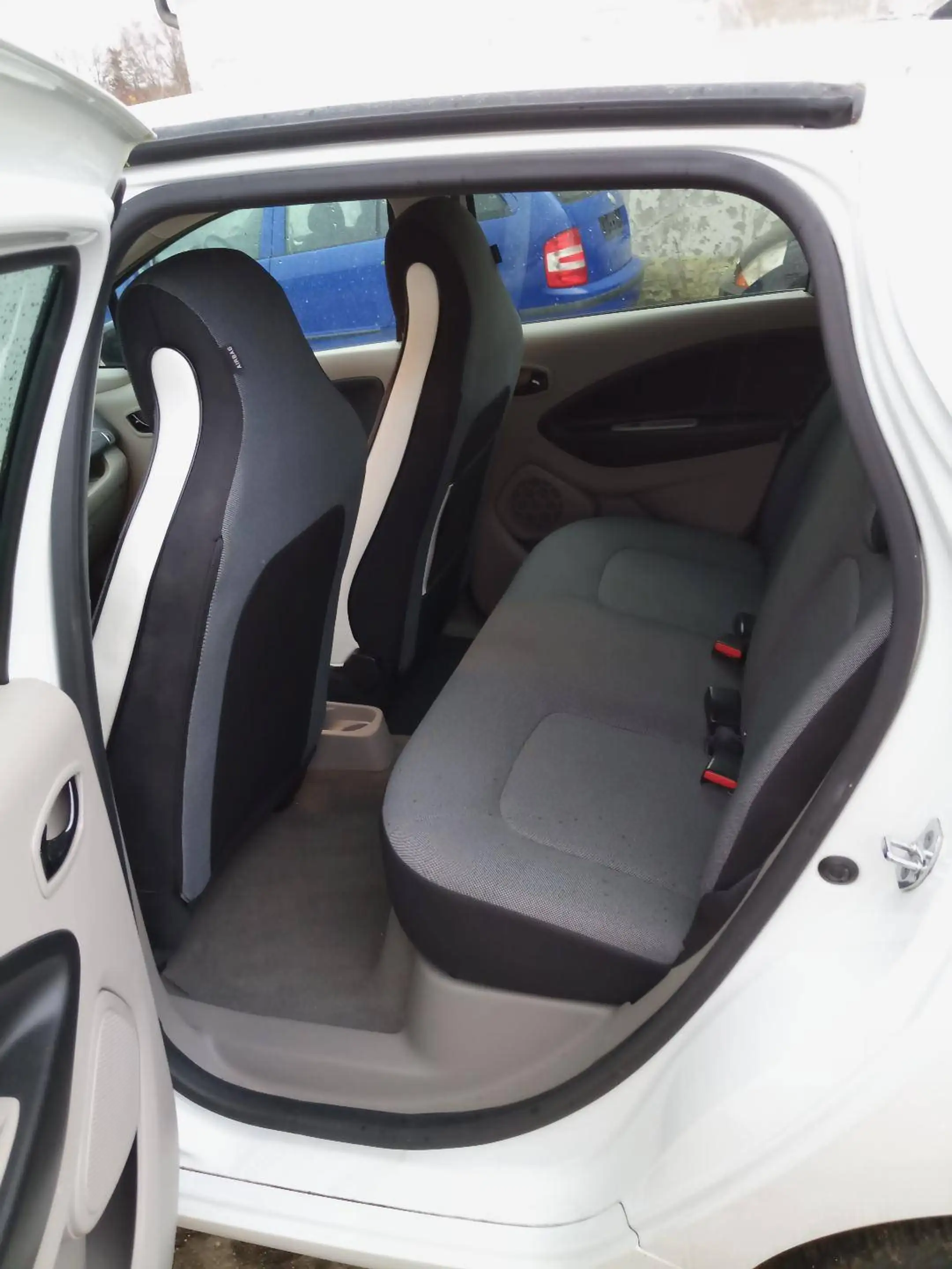 Renault ZOE Intens — photo 6