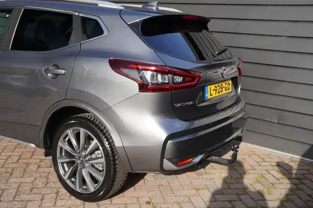 Nissan Qashqai view 16