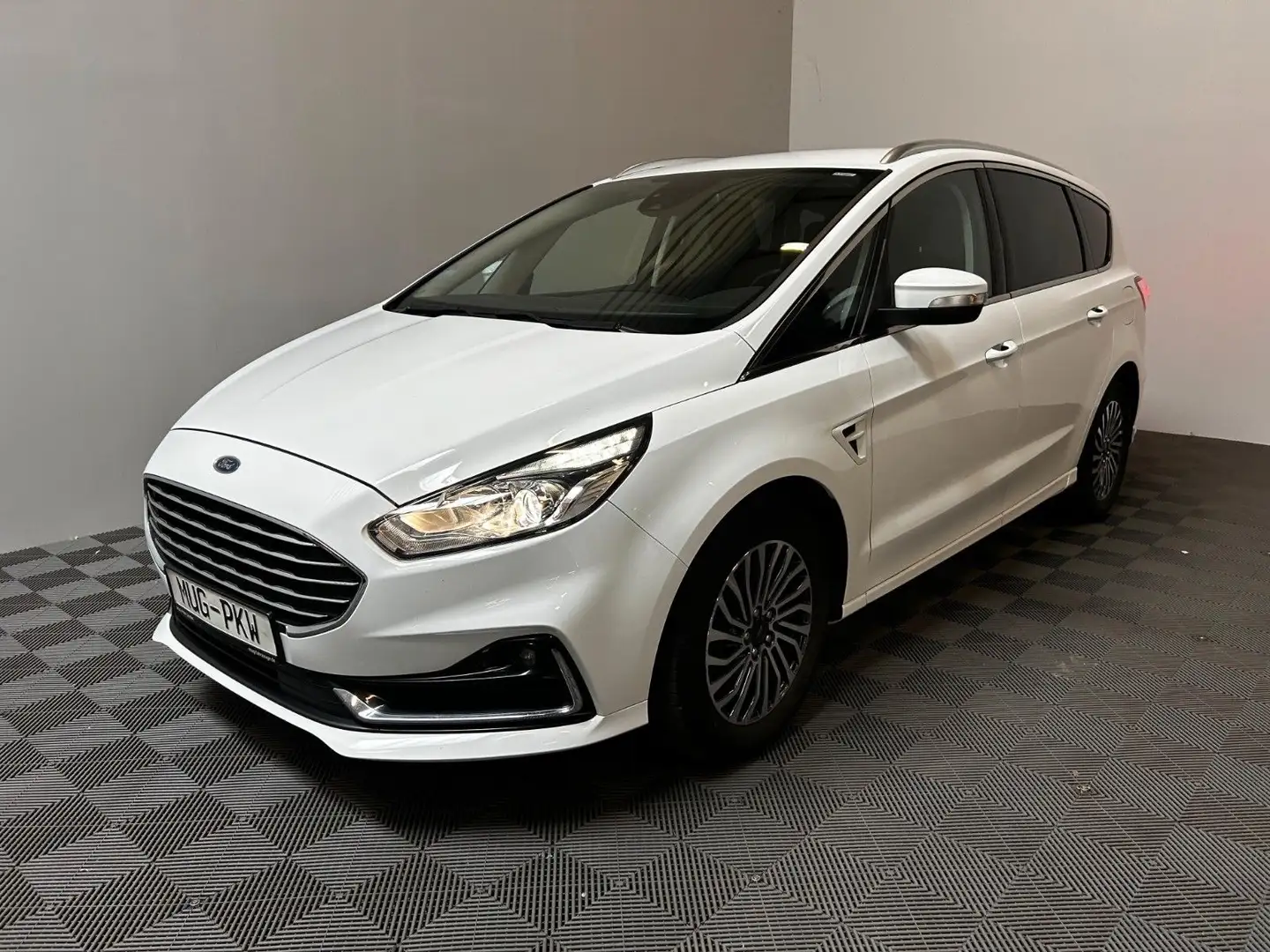 Ford S-Max Titanium *7Sitze-StandHz-ACC* Blanc - 1
