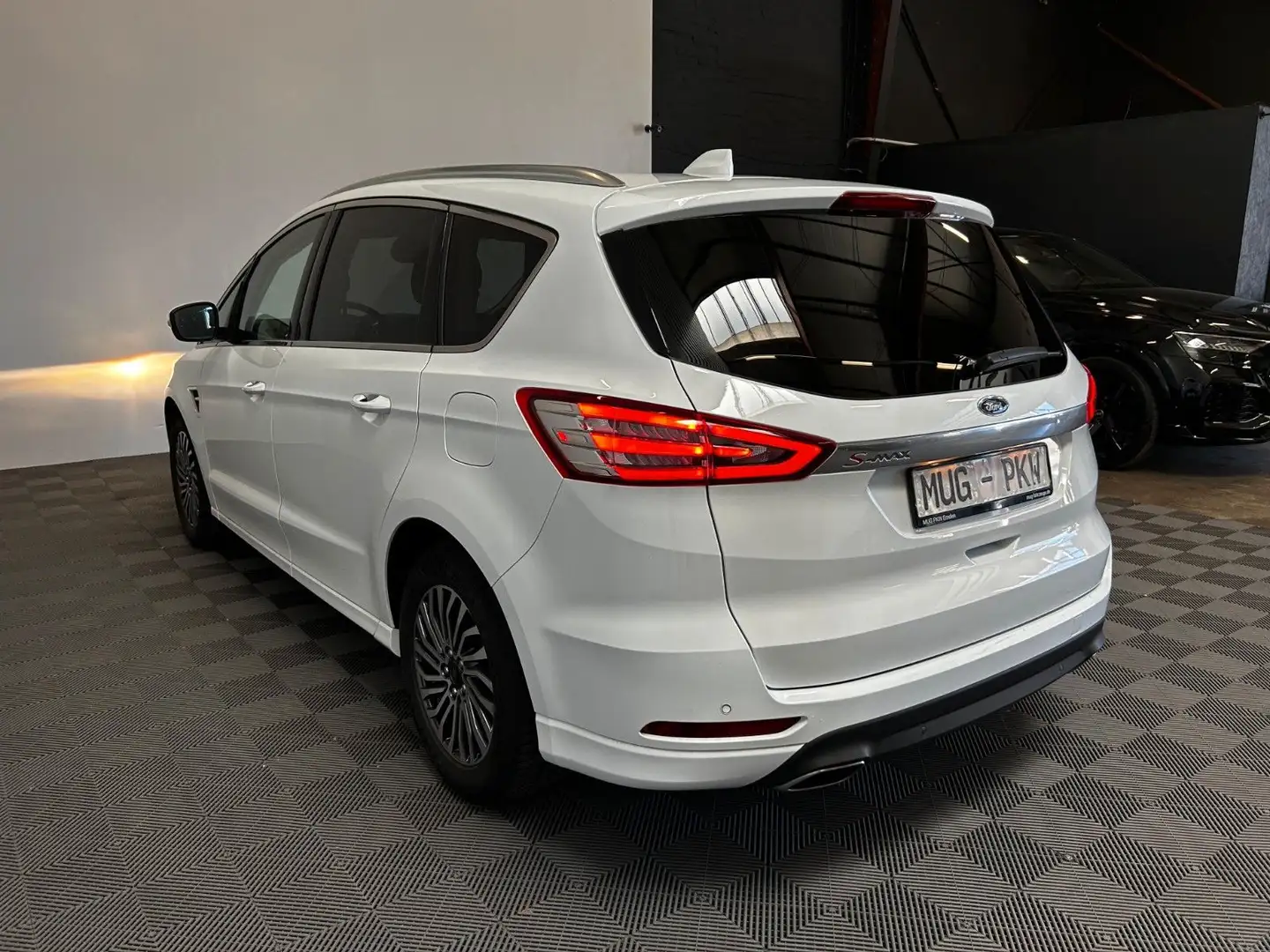 Ford S-Max Titanium *7Sitze-StandHz-ACC* Blanc - 2
