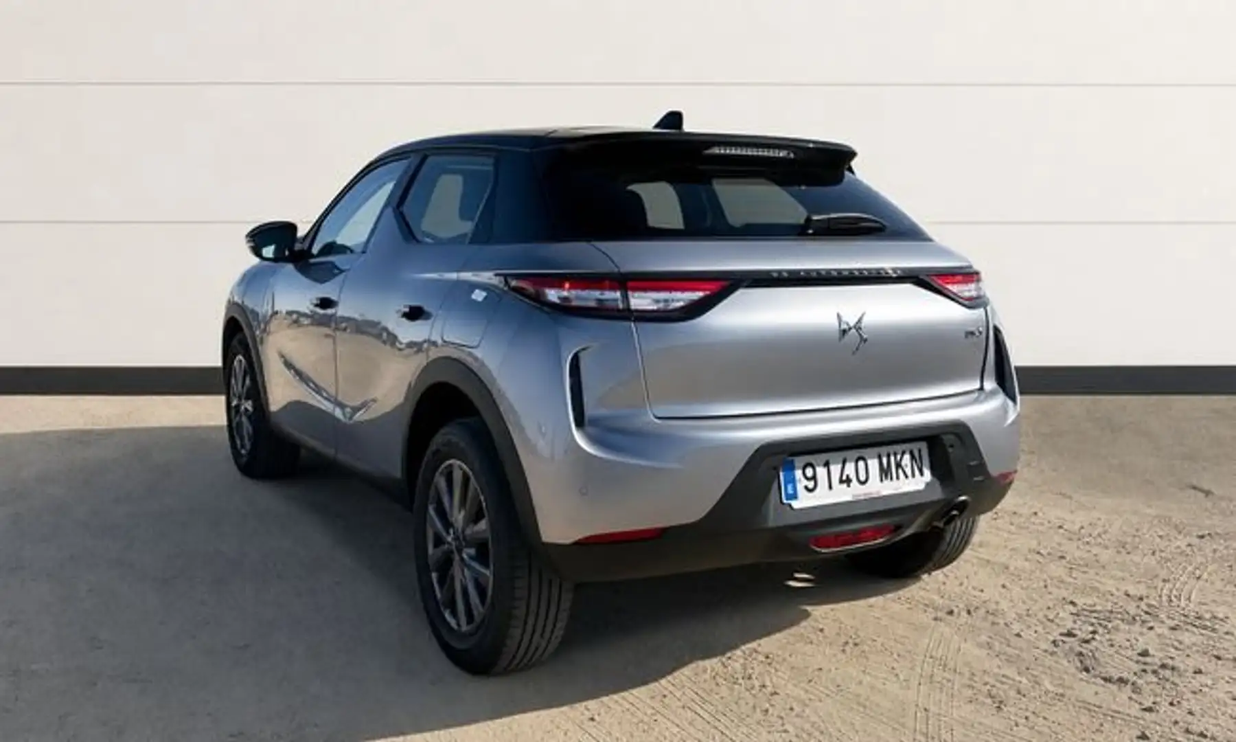 DS Automobiles DS 3 1.2 PURETECH 73KW BASTILLE 100 5P Gris - 2