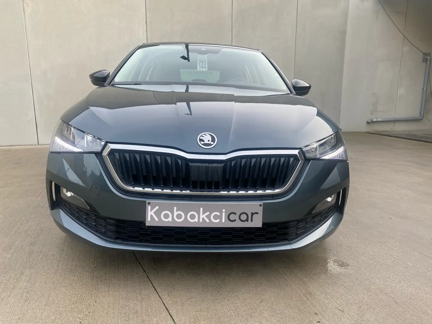 Skoda Scala 1.0 TGI Style 66KW/90CH CLIM AUTO/CAMERA/GARANTIE Gris - 2
