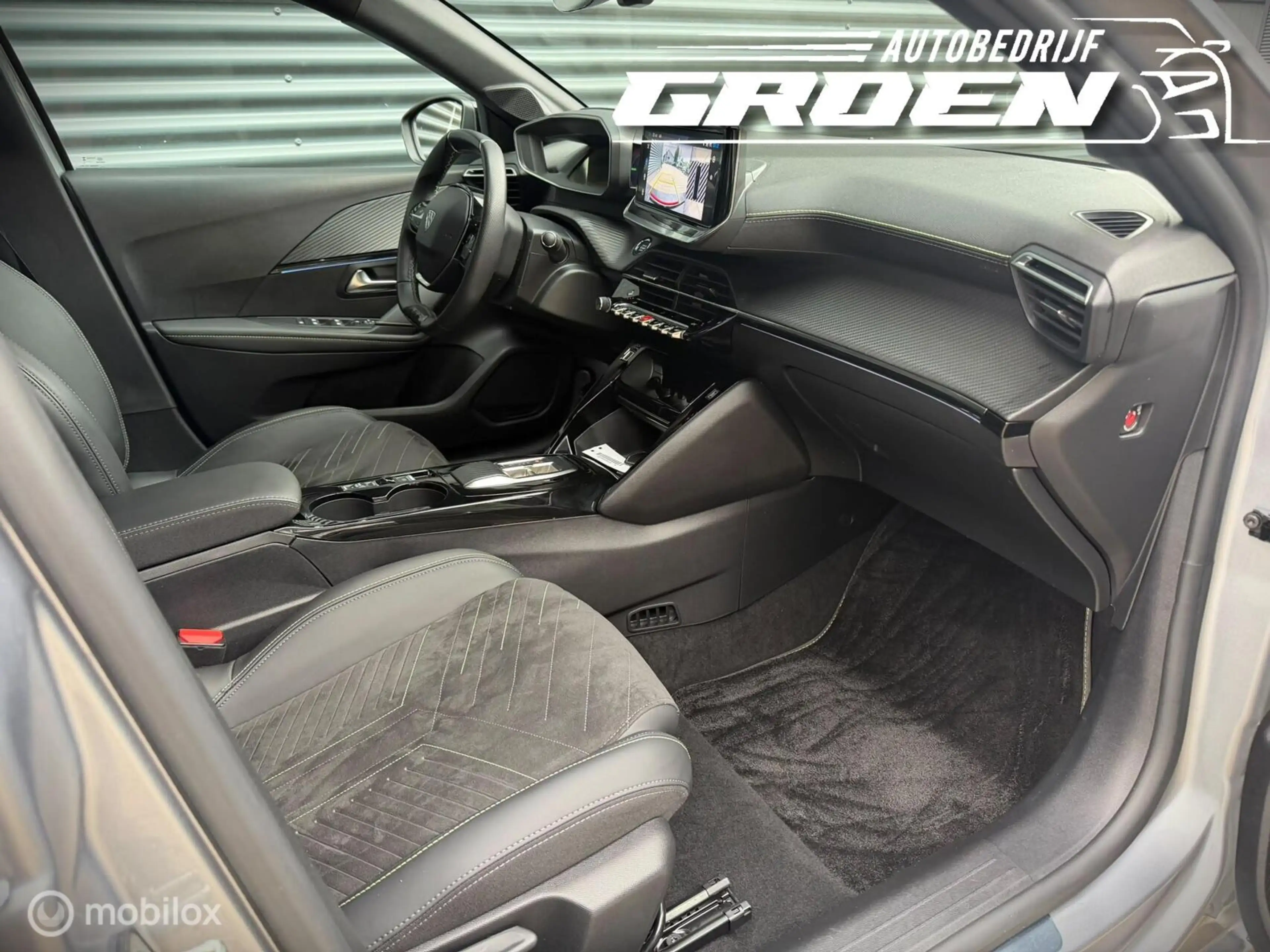 Peugeot e-208 EV GT 51 kWh CAMERA|KEYLES|LED|CARPLAY|ALCANT — photo 32