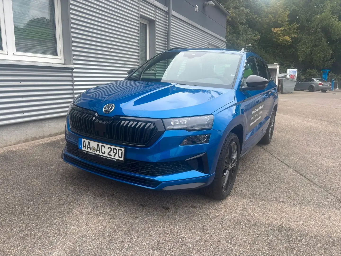 Skoda Karoq Sportline 2.0TDI DSG Bleu - 1