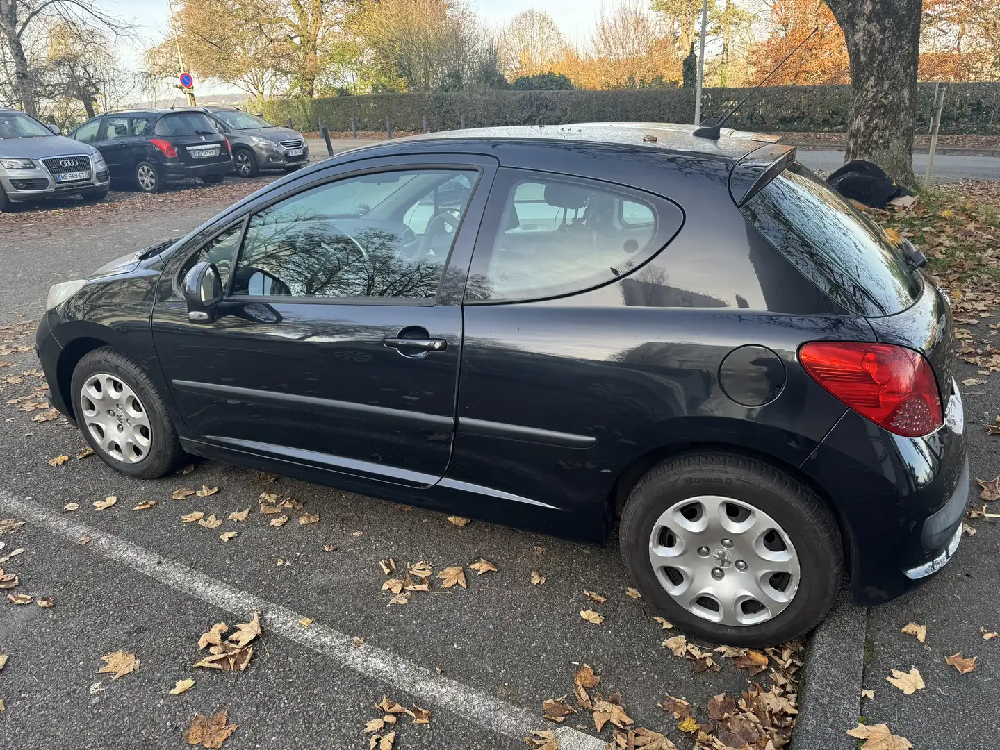 Peugeot 207 1.6 HDi 16v 110ch FAP Sport - 2