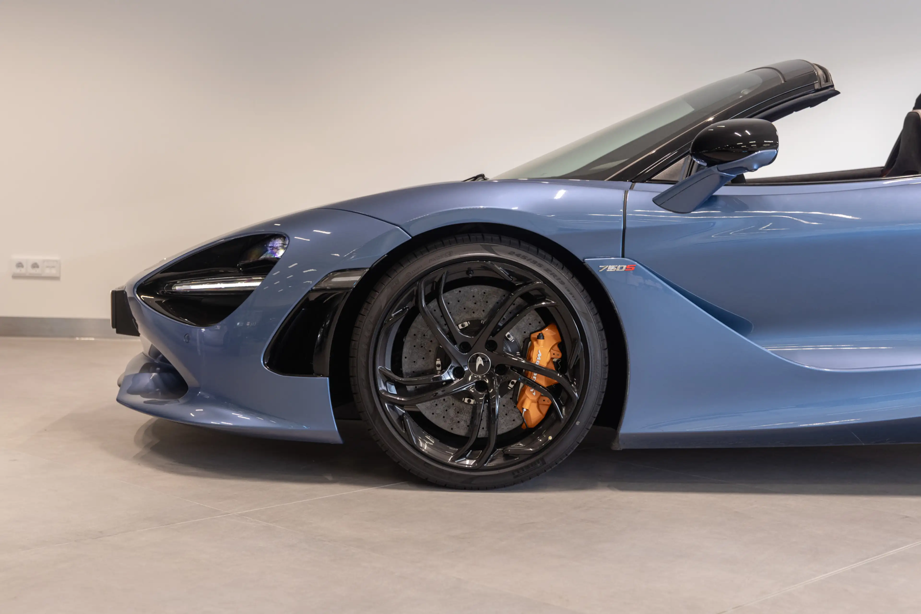 McLaren 750S Spider — photo 10