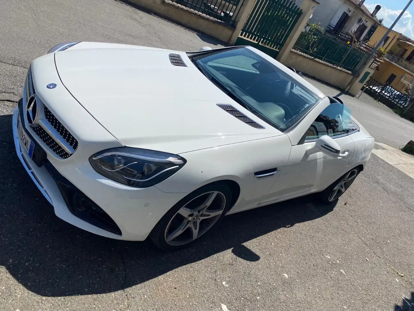 Mercedes-Benz SLC 180 AMG Line auto - 1