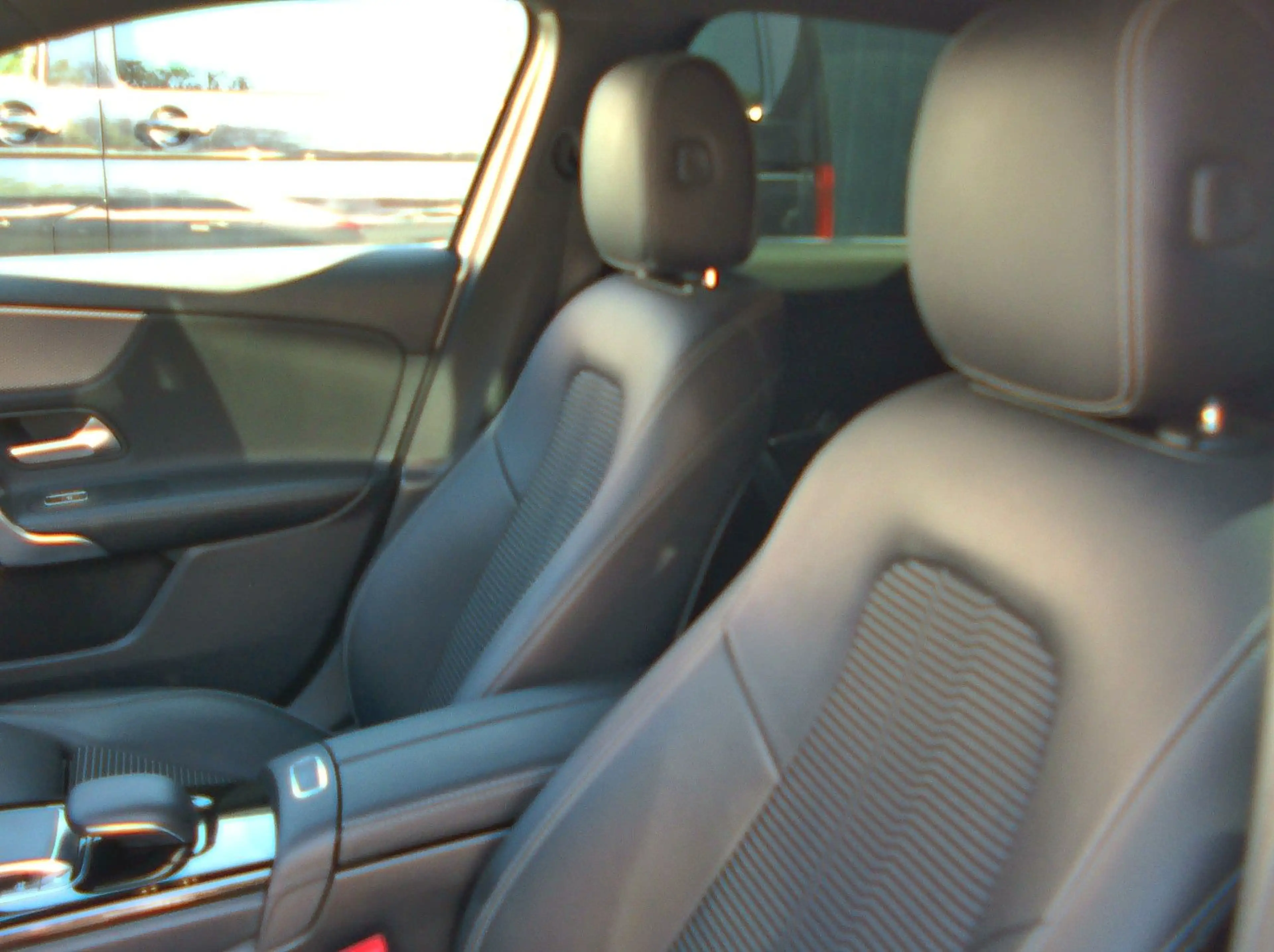 Mercedes-Benz A 220 DCT — photo 10
