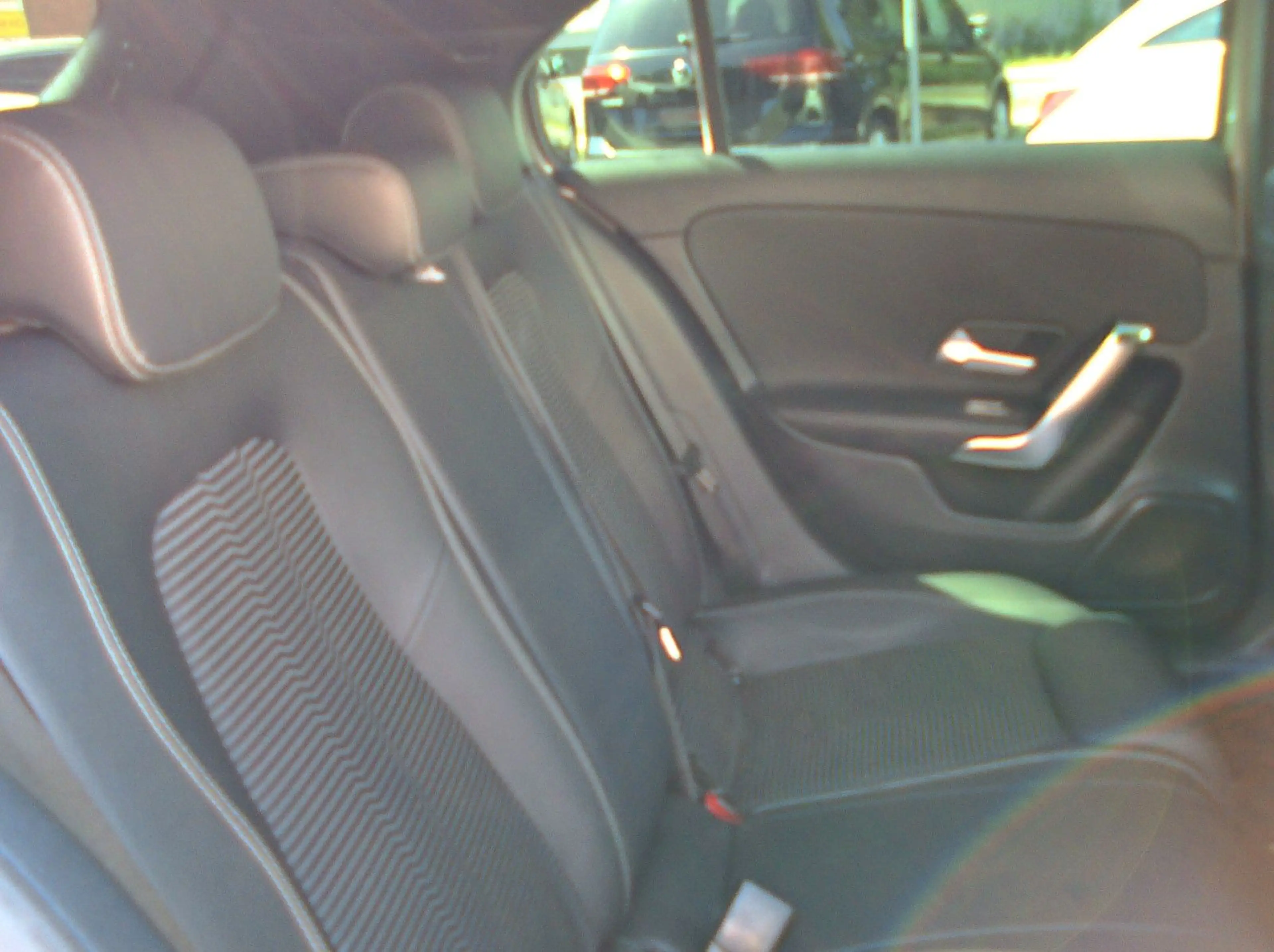 Mercedes-Benz A 220 DCT — photo 12