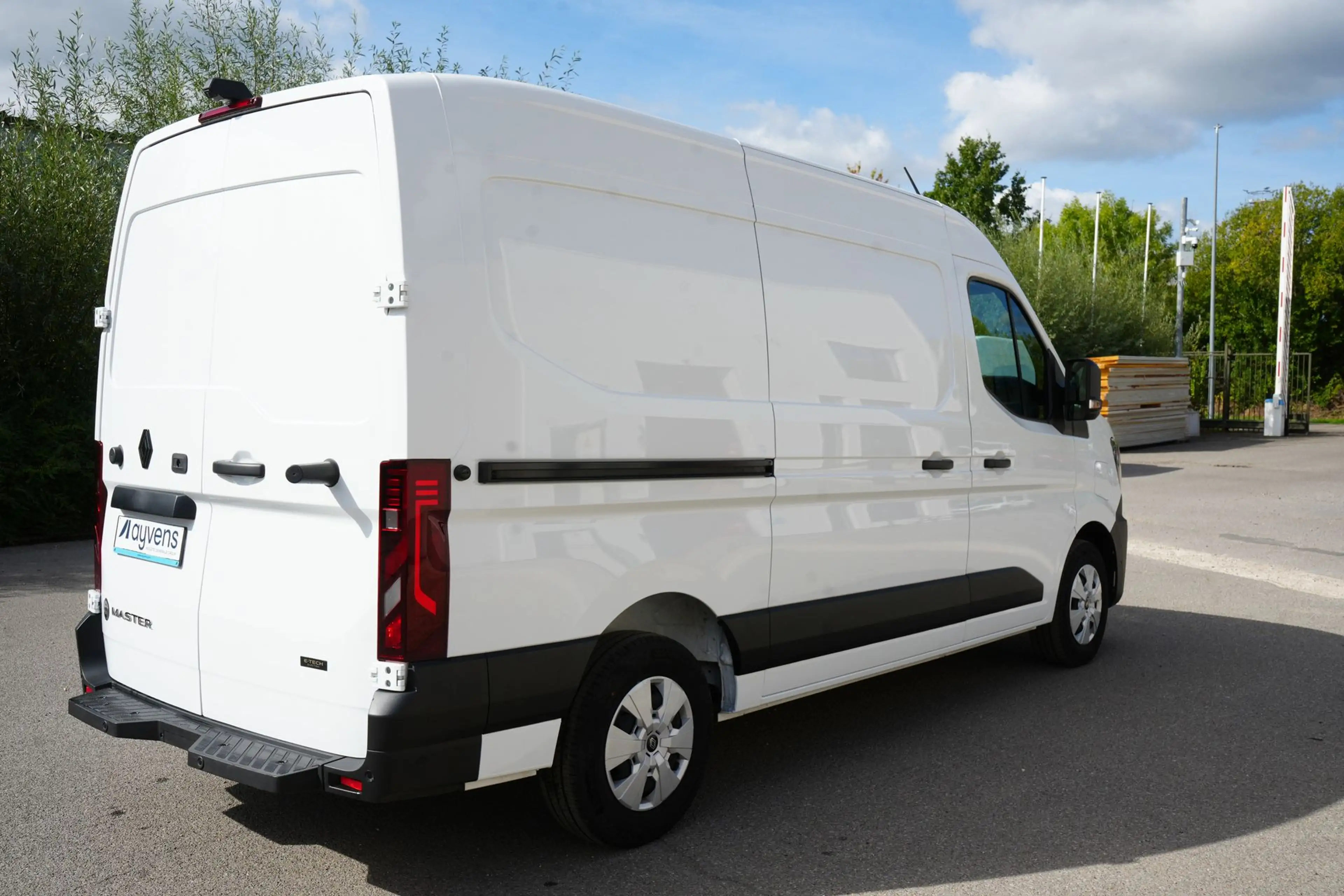 Renault Master E-Tech 87 kWh Extra L2H2 LED GPS PDC CAM Verw. Zet — photo 7