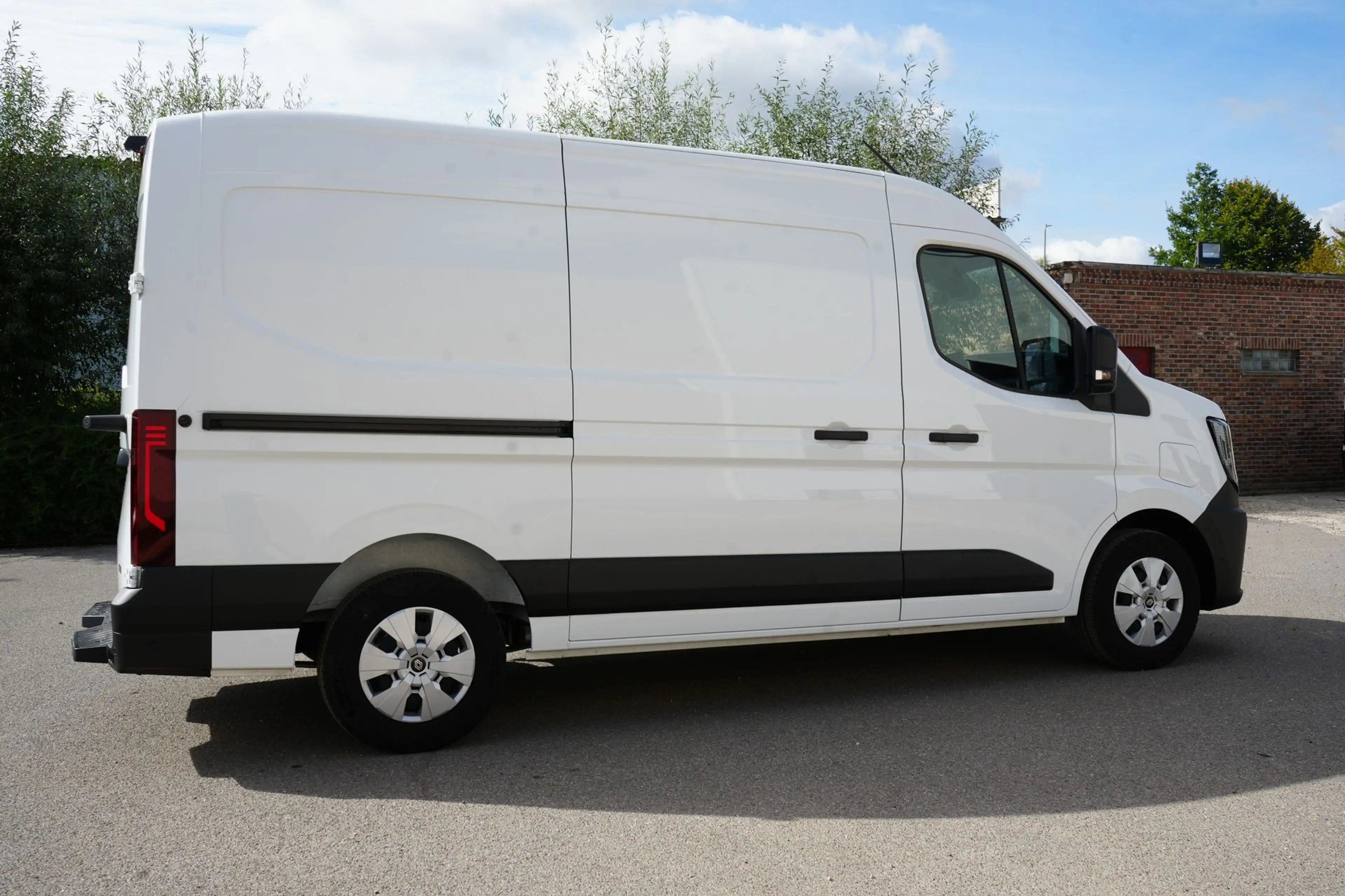 Renault Master E-Tech 87 kWh Extra L2H2 LED GPS PDC CAM Verw. Zet — photo 9