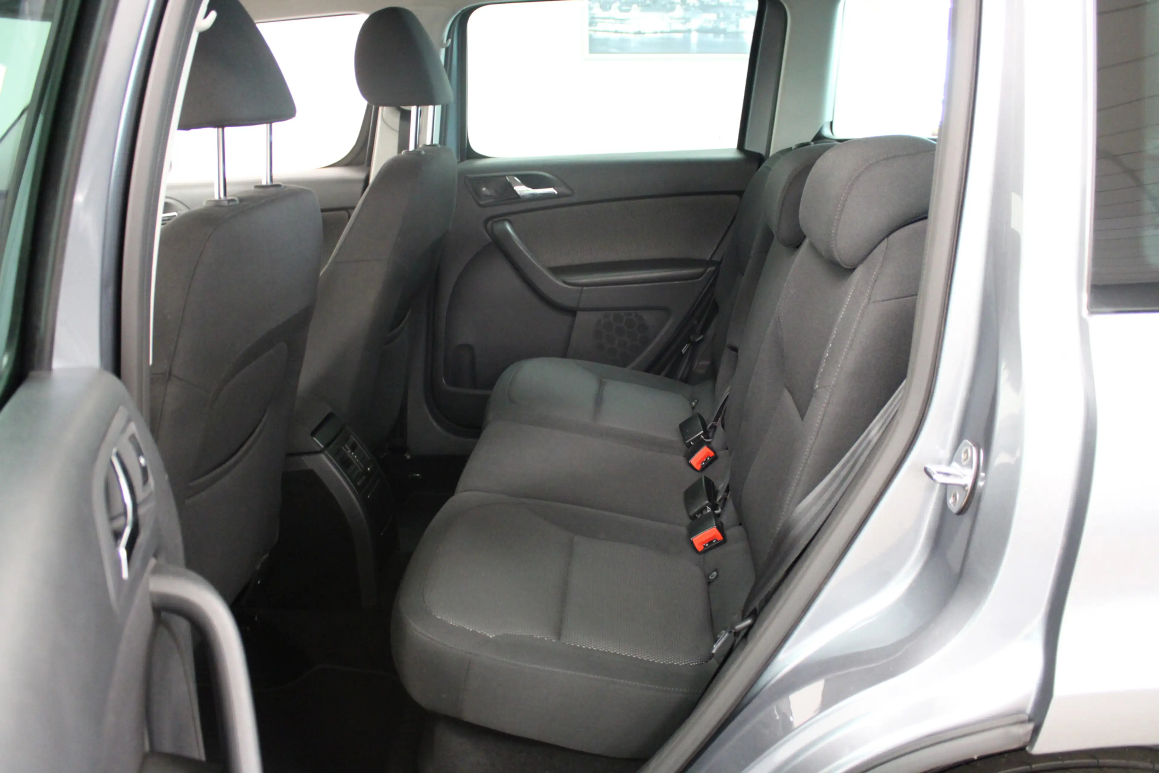 Skoda Yeti 1.2 TSI Ambition — photo 11