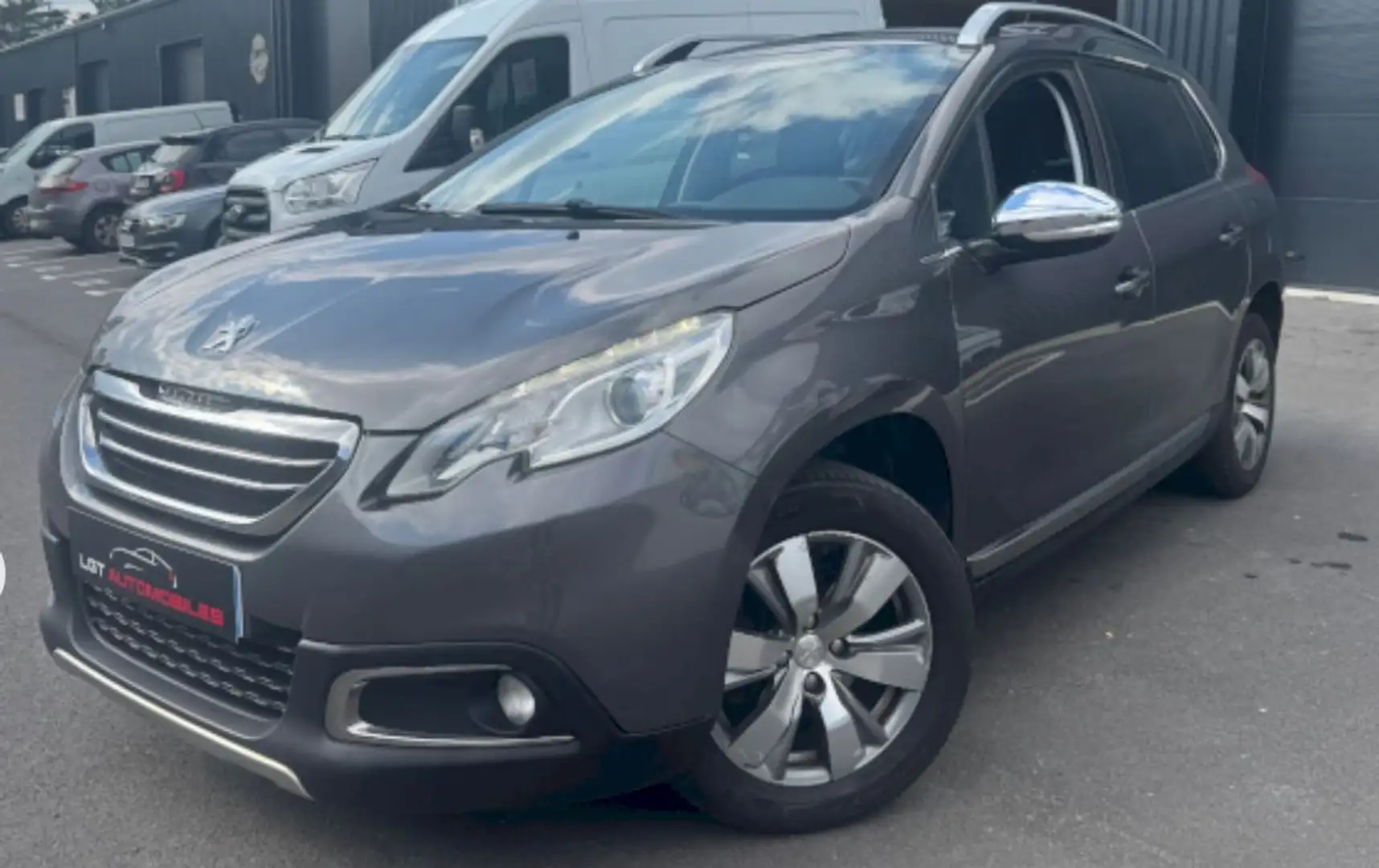 Peugeot 2008 1.6 VTi Féline Titane Grau - 1