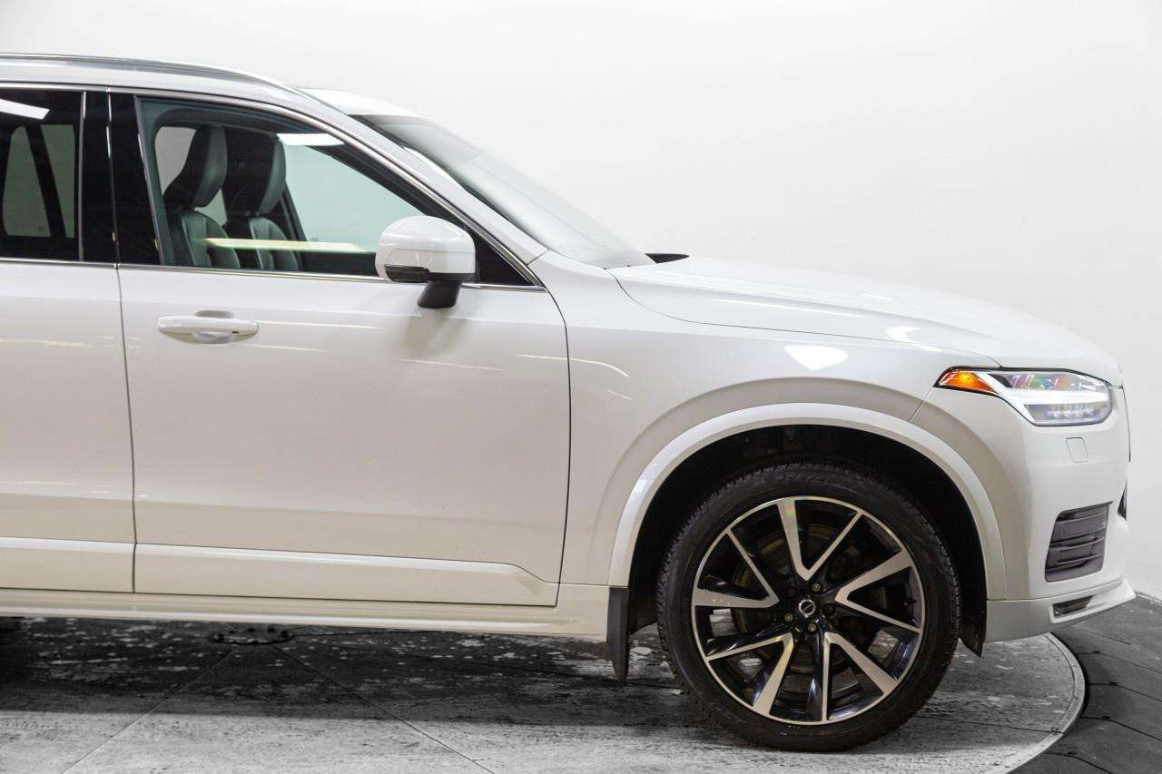 2022 Volvo XC90 T6 Momentum 7 Passenger Clean Carfax | One Owner thumb 11
