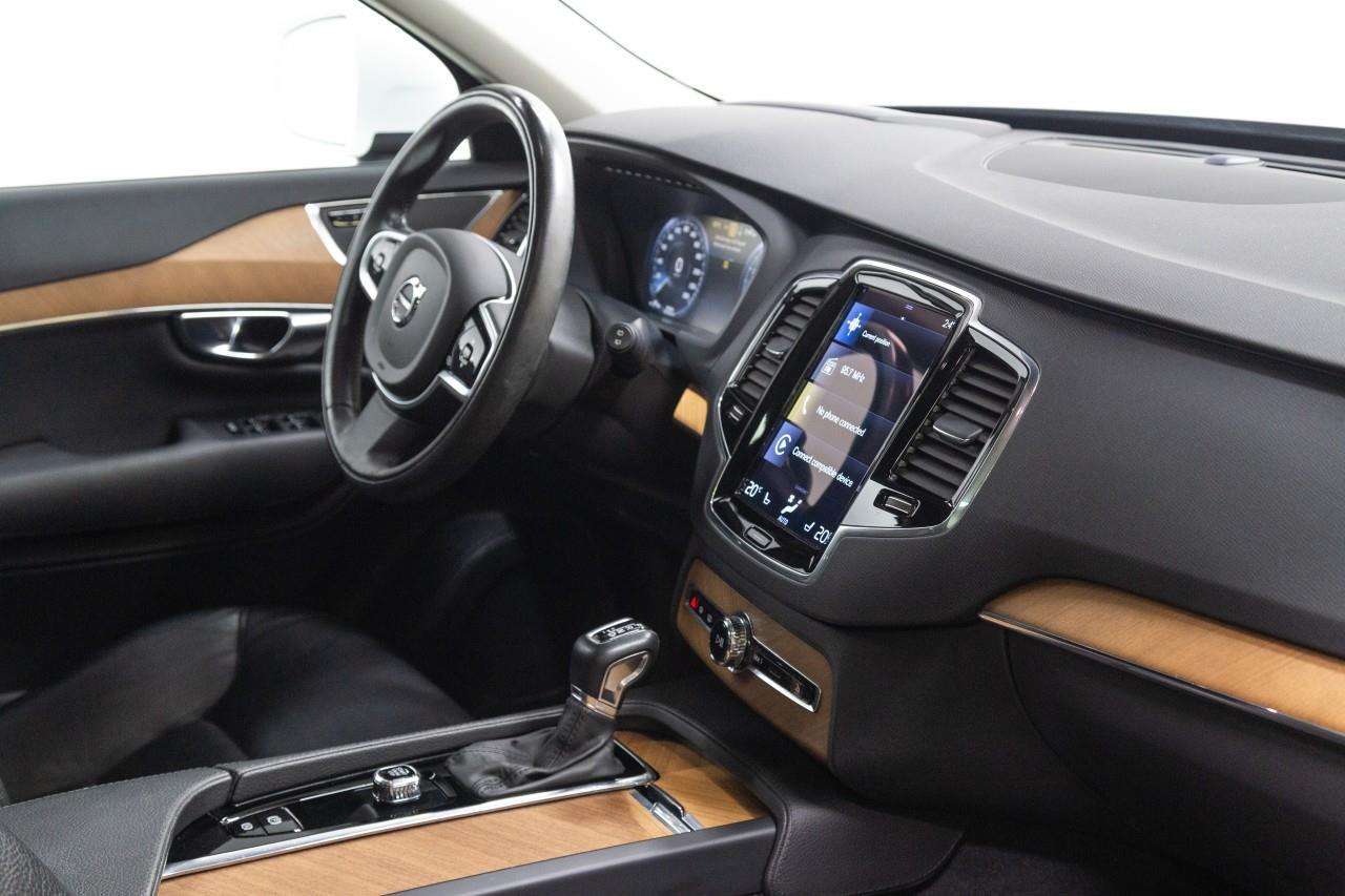 2022 Volvo XC90 T6 Momentum 7 Passenger Clean Carfax | One Owner thumb 20