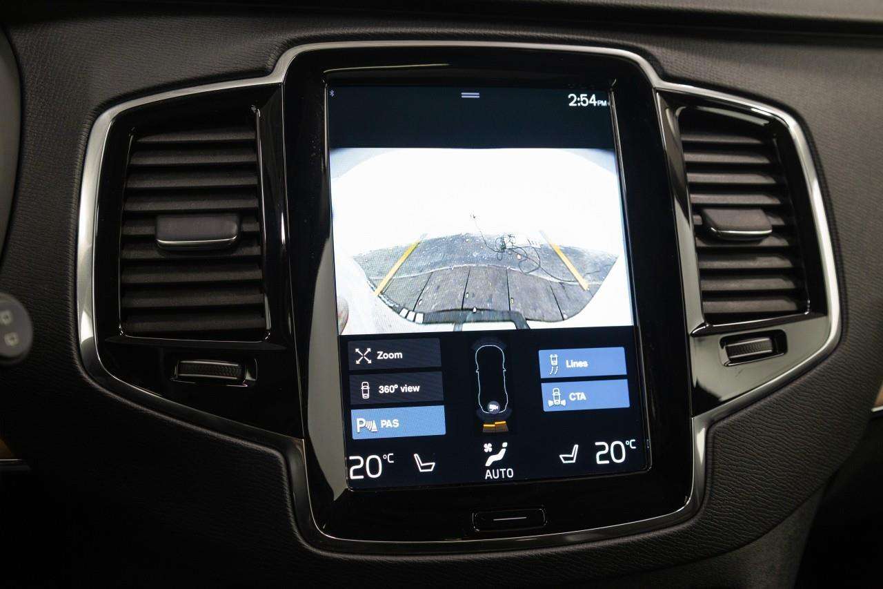 2022 Volvo XC90 T6 Momentum 7 Passenger Clean Carfax | One Owner thumb 25