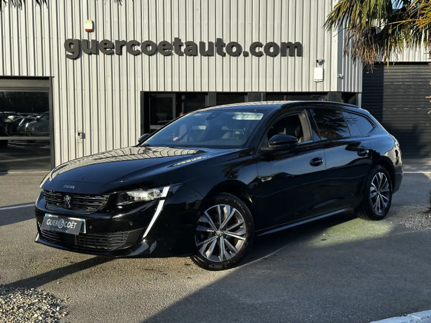 Peugeot 508 BLUEHDI 130CH S\u0026S ALLURE PACK EAT8 Noir - 1