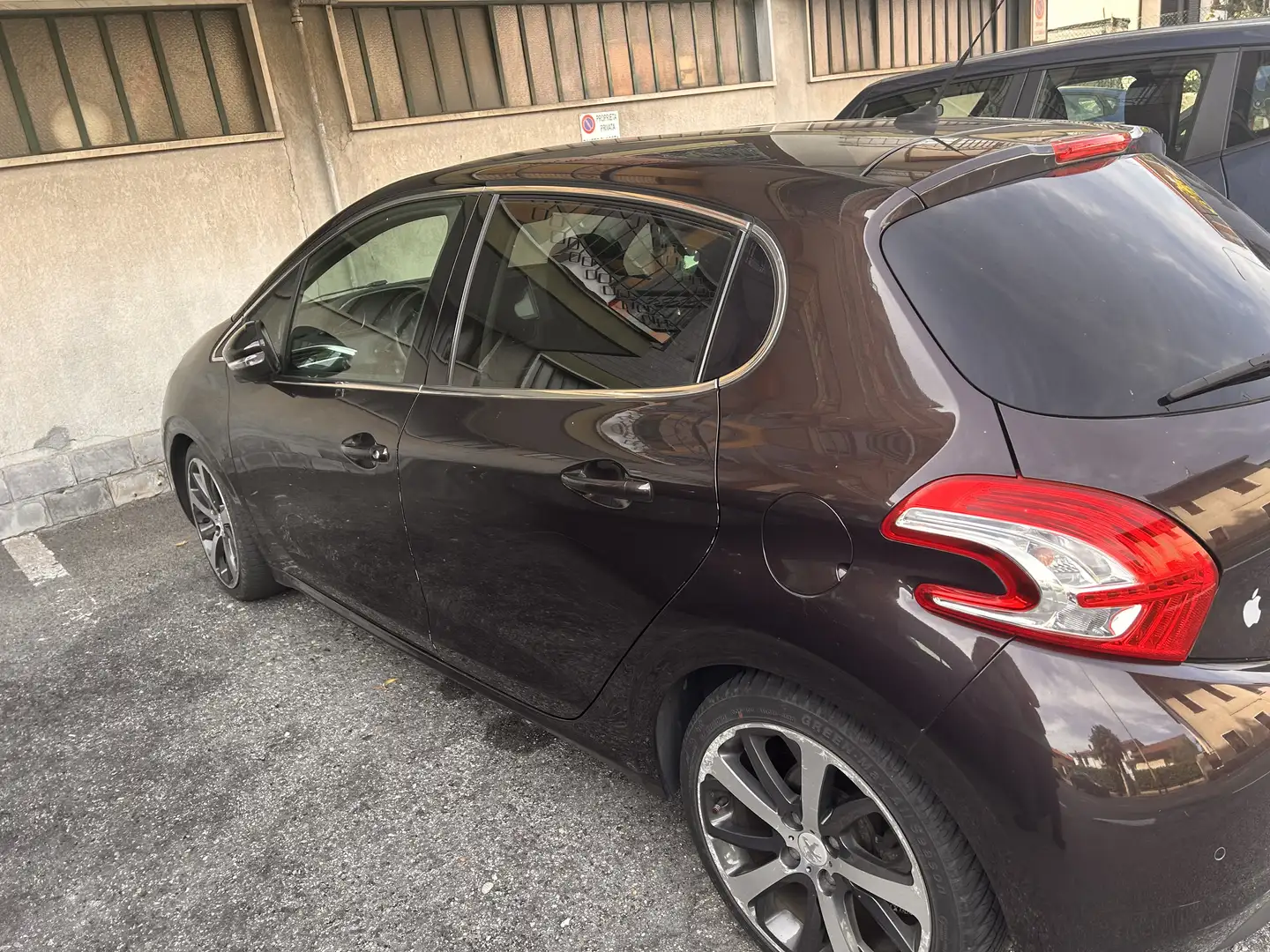 Peugeot 208 5p 1.6 vti 16v Allure - 2