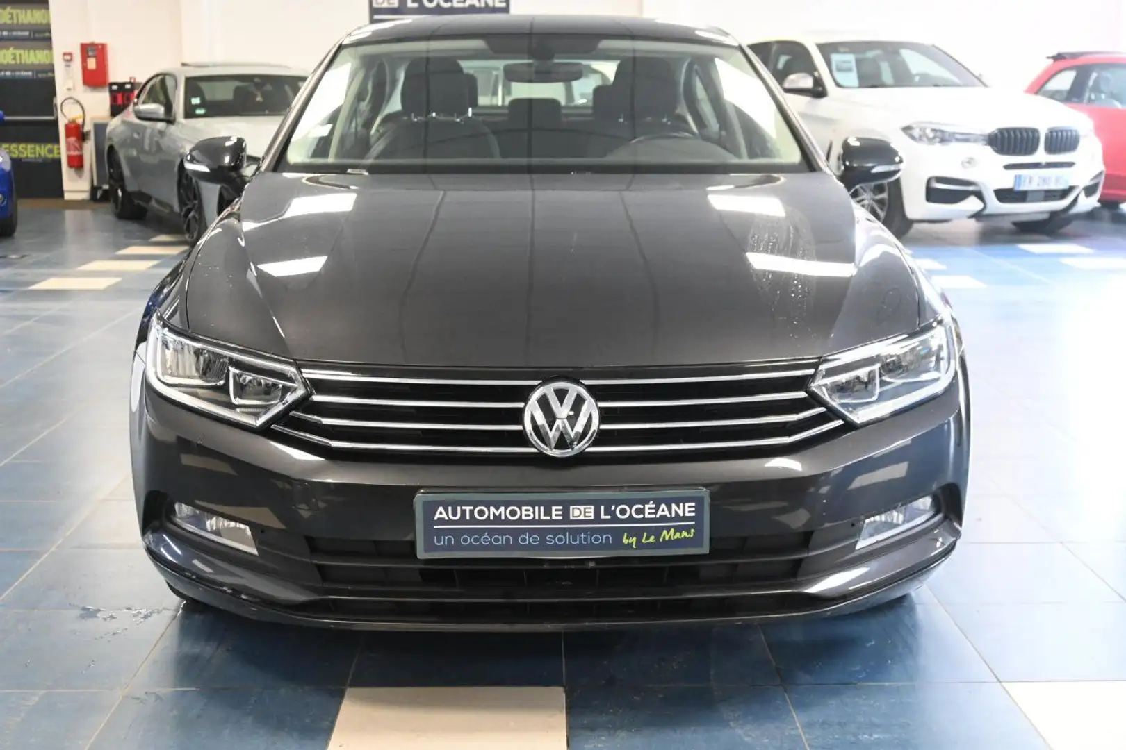 Volkswagen Passat 1.4 TSI 125 BMT Trendline Gris - 2
